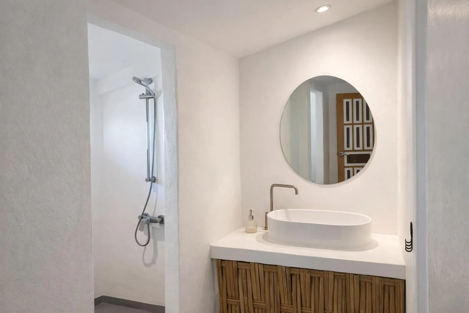 Shower in Riva Boutique Resort Koh Chang