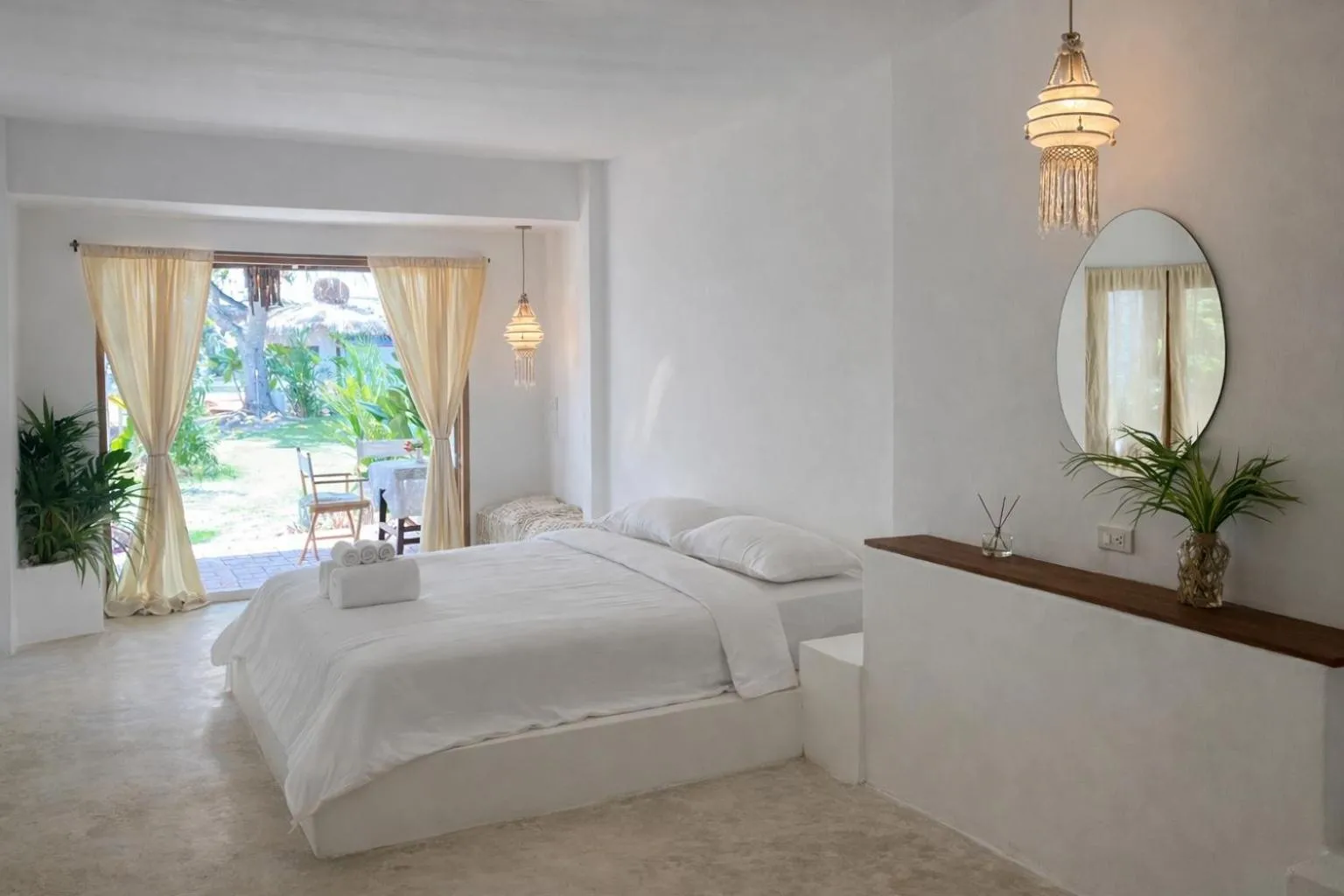 Bed in Riva Boutique Resort Koh Chang