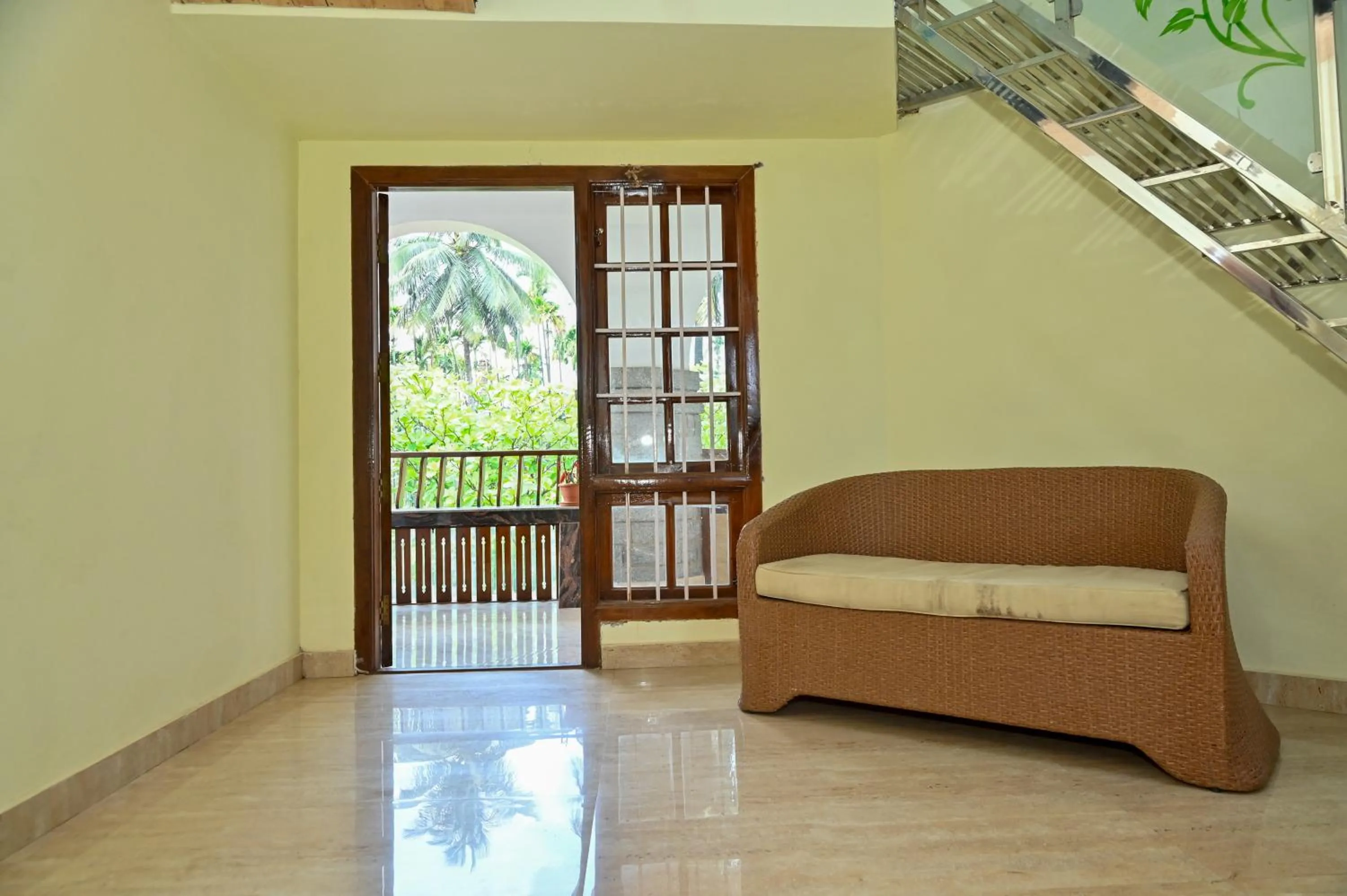 Balcony/Terrace in NAVARATHNA International resort