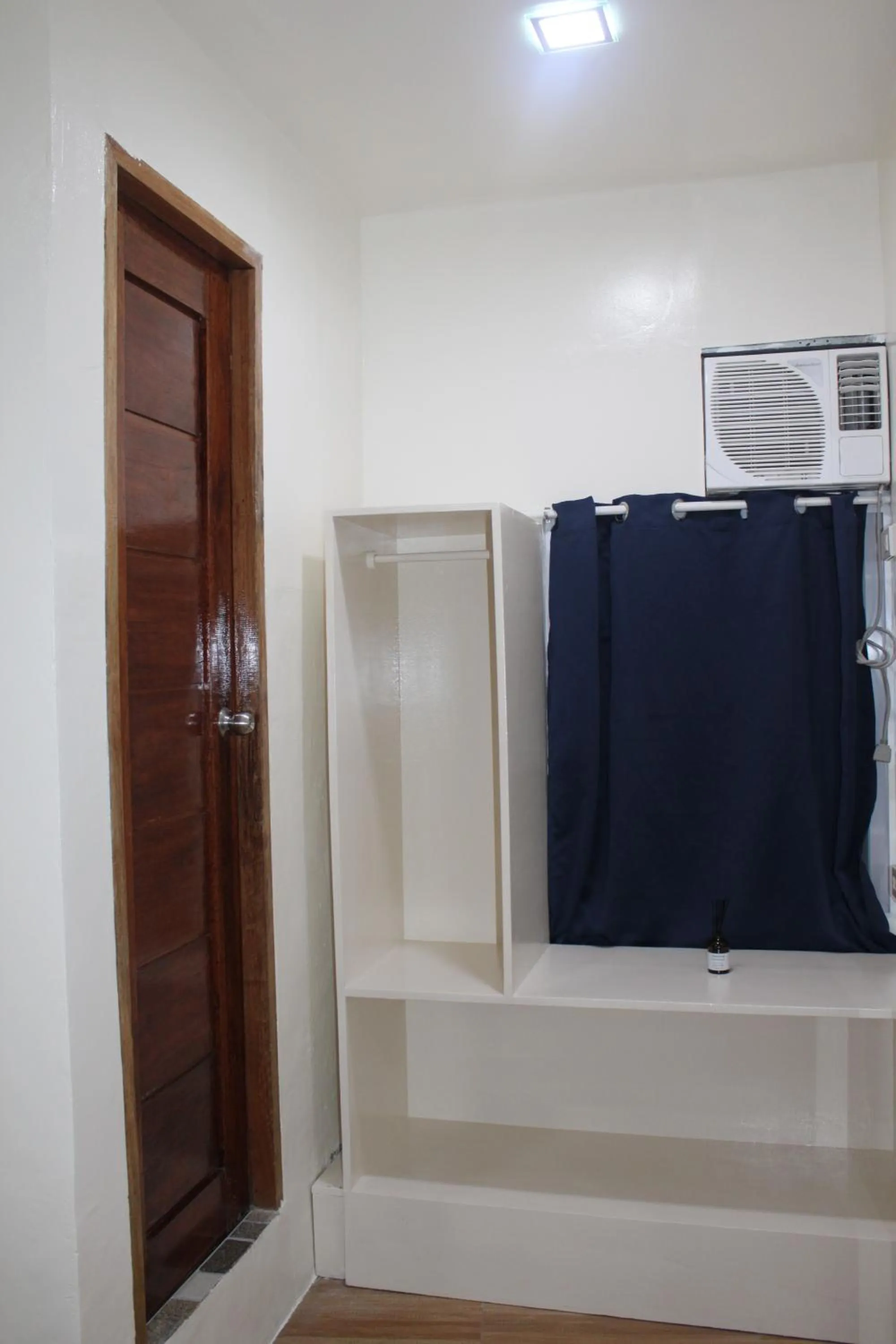 wardrobe in Mayad Boutique Hotel El Nido - Newly Renovated