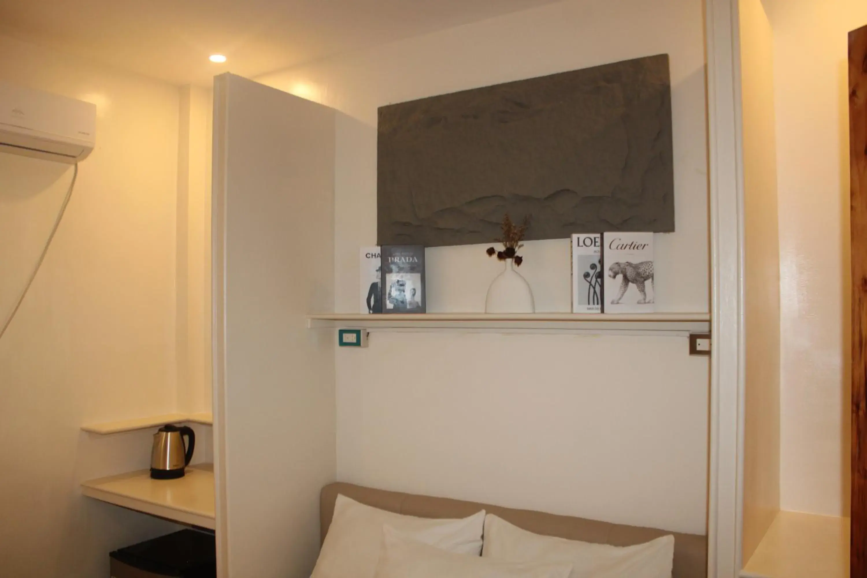 Bed in Mayad Boutique Hotel El Nido - Newly Renovated Bed in Mayad Boutique Hotel El Nido - Newly Renovated