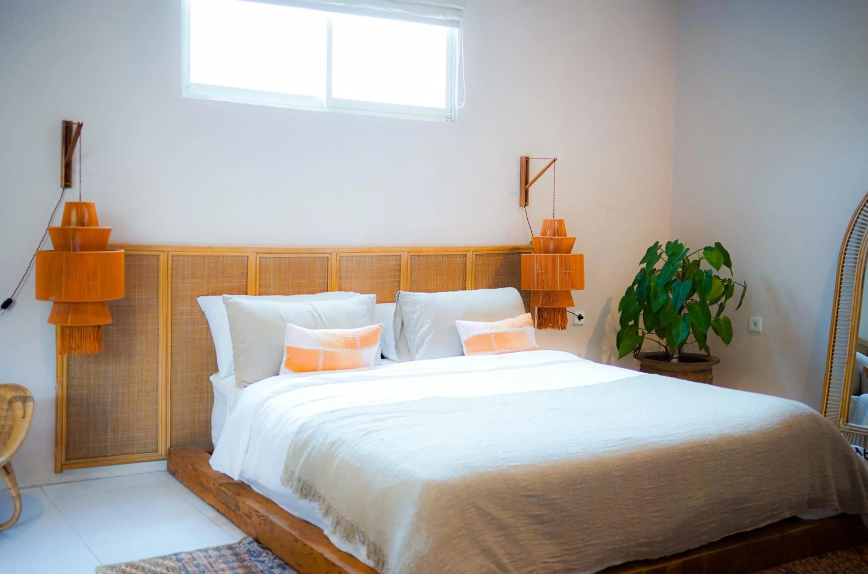 Bathroom, Bed in Villa La Familia Dua