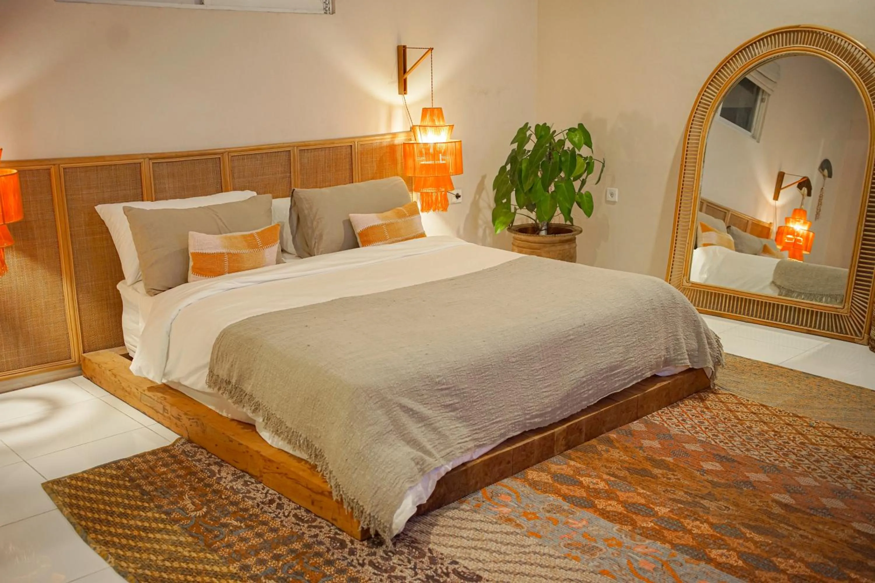 Property building, Bed in Villa La Familia Dua