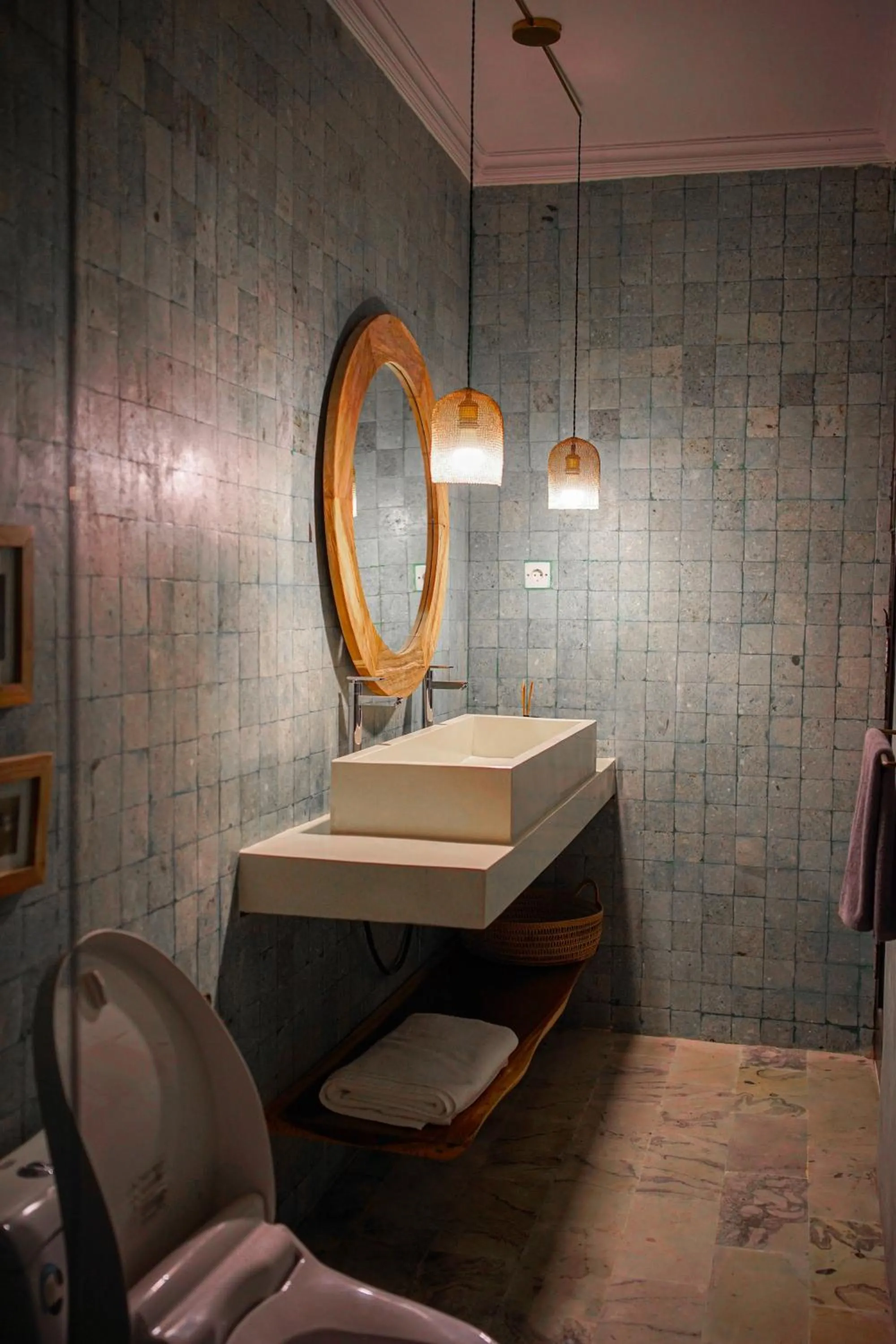 Bathroom in Villa La Familia Dua