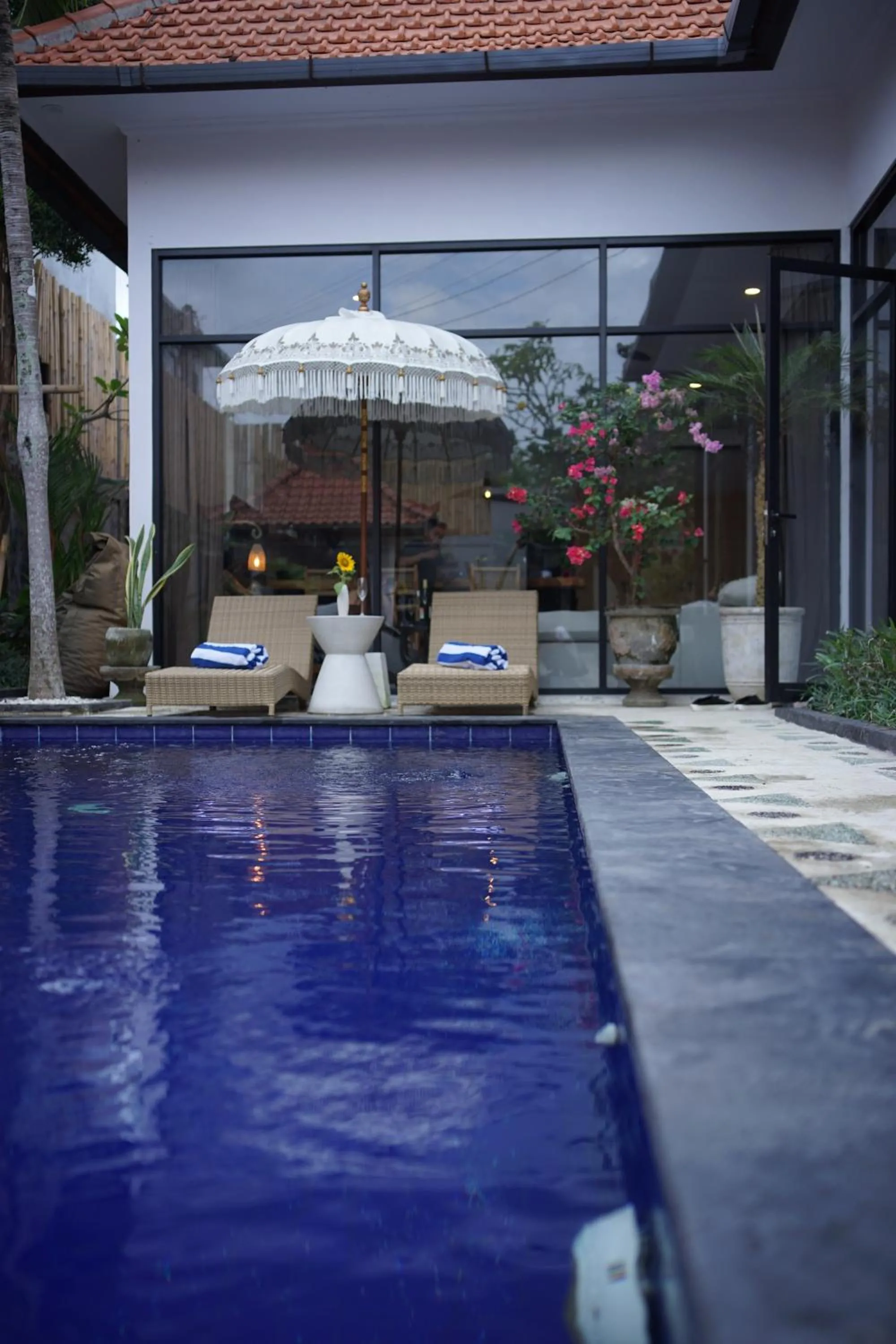 Garden view in Villa La Familia Dua