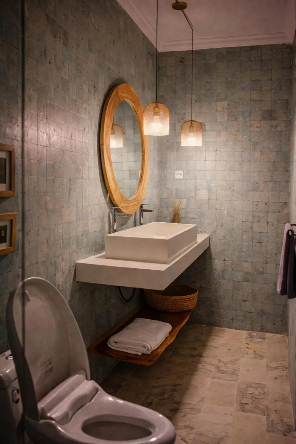 Bathroom in Villa La Familia Dua