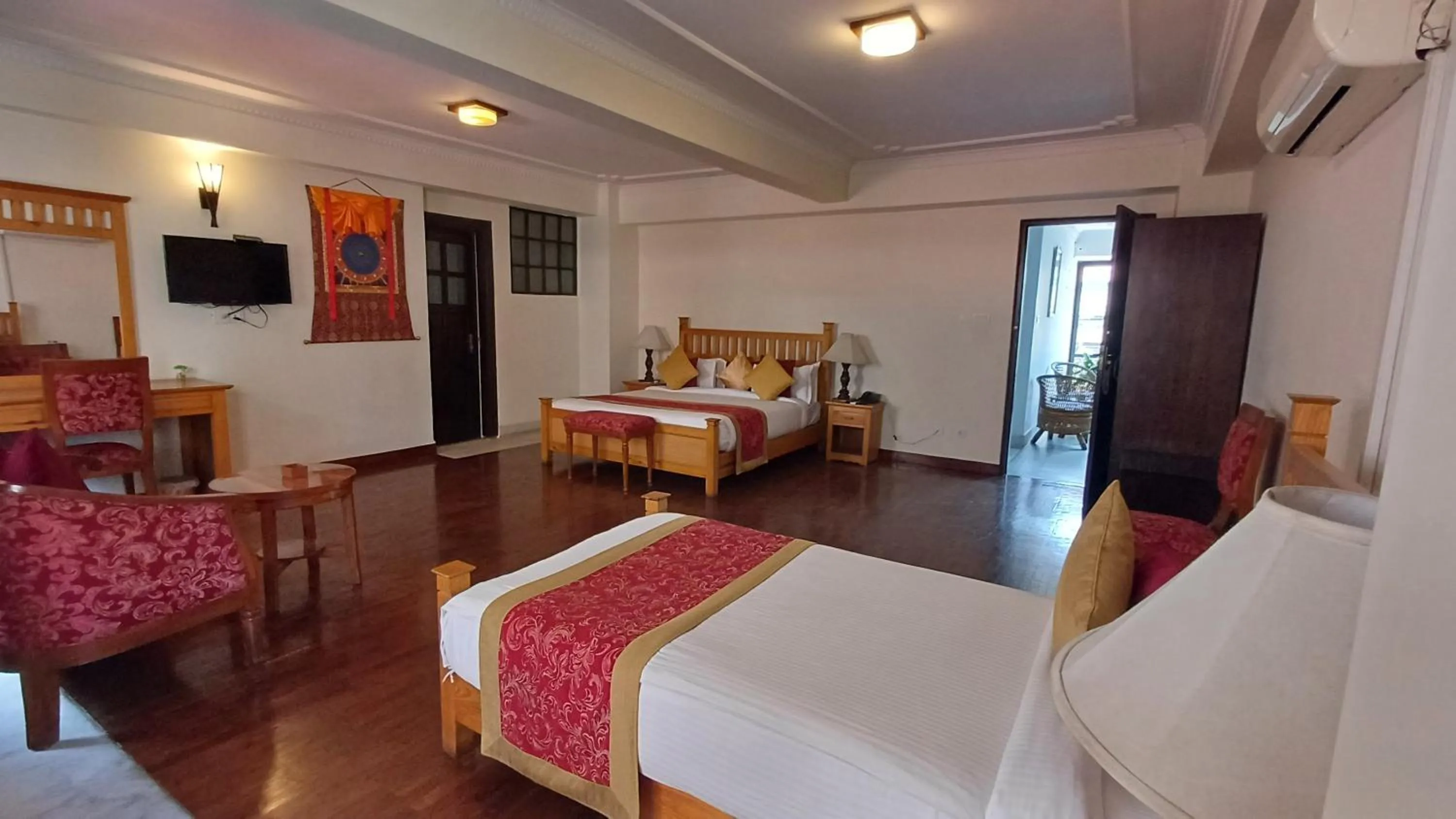 Bed in Hotel Holy Himalaya