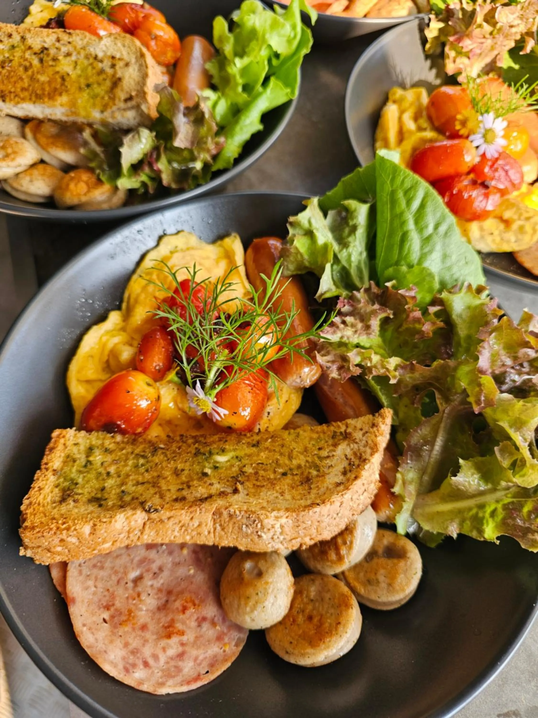 Breakfast in Pause Pranburi