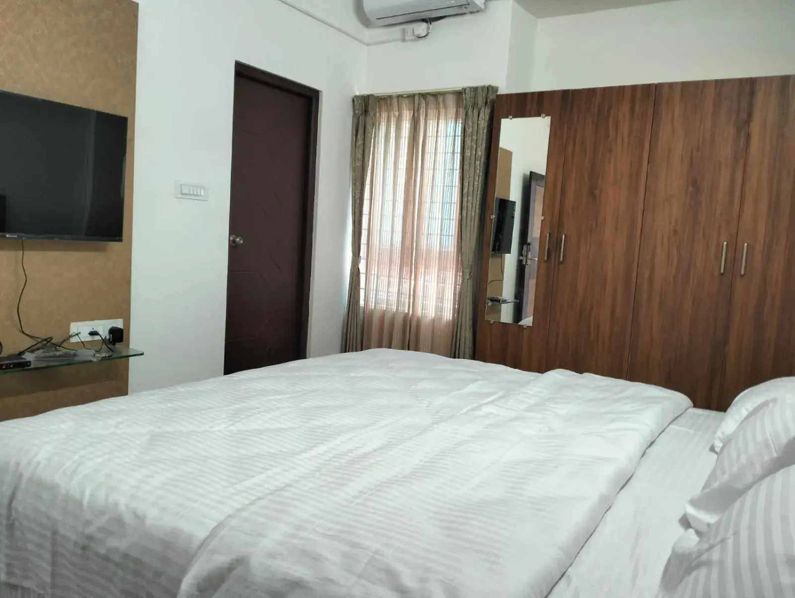 Amma Inn Elegance Suites and Apartments Amma Inn Elegance Suites and Apartments