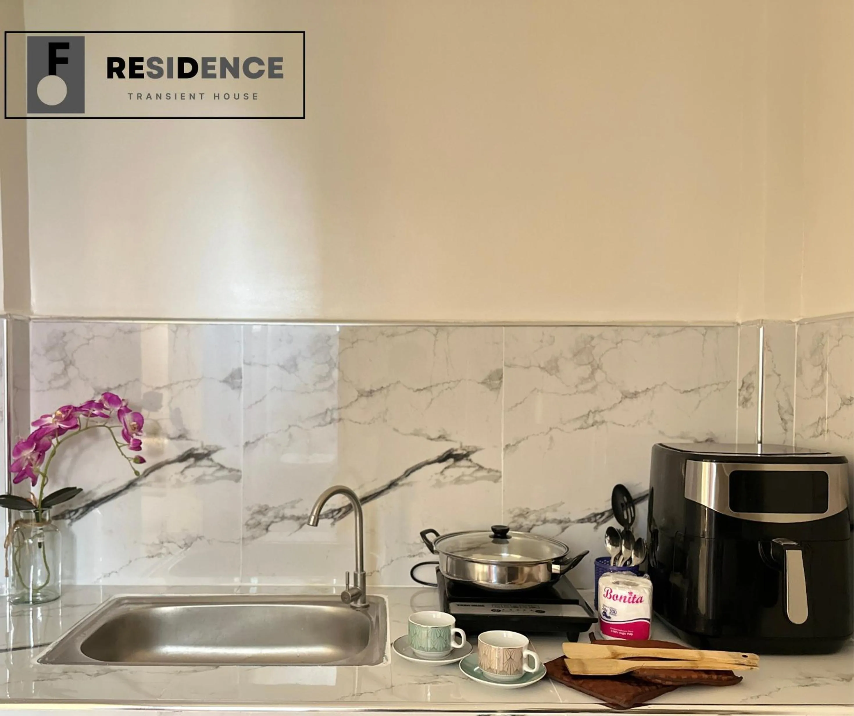 F Residence Transient House