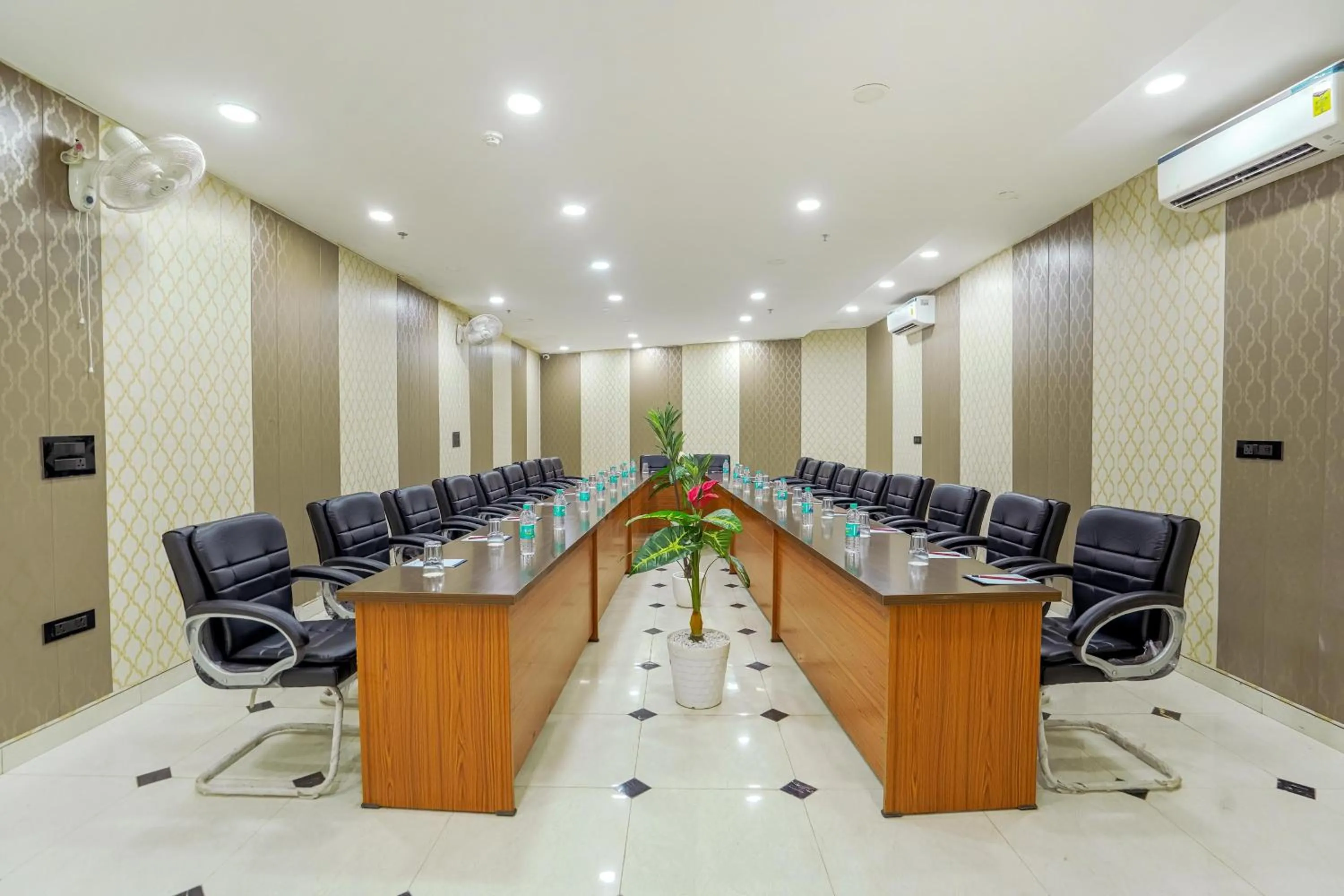 Meeting/conference room in HOTEL SKY VIEW - Zirakpur, Chandigarh