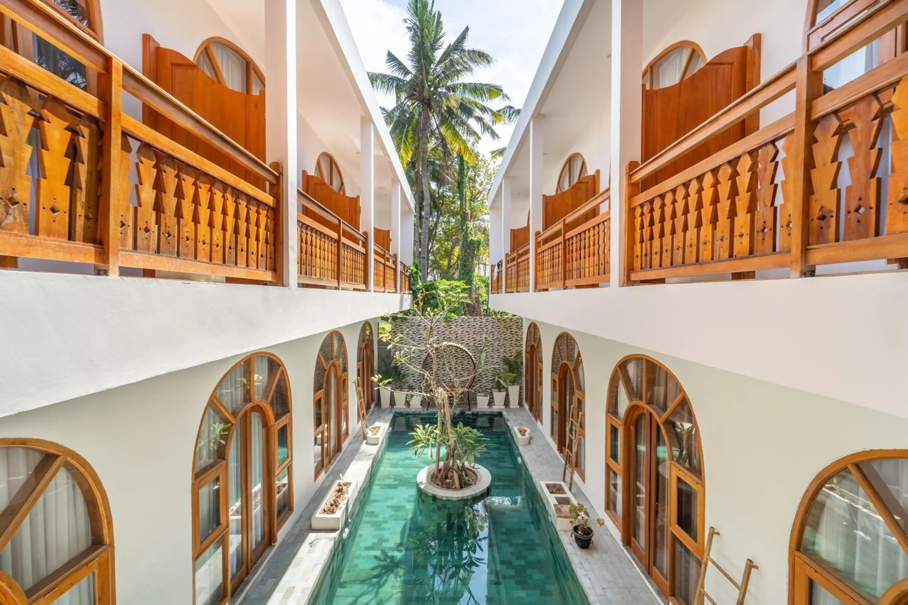 Yulaman Hotel