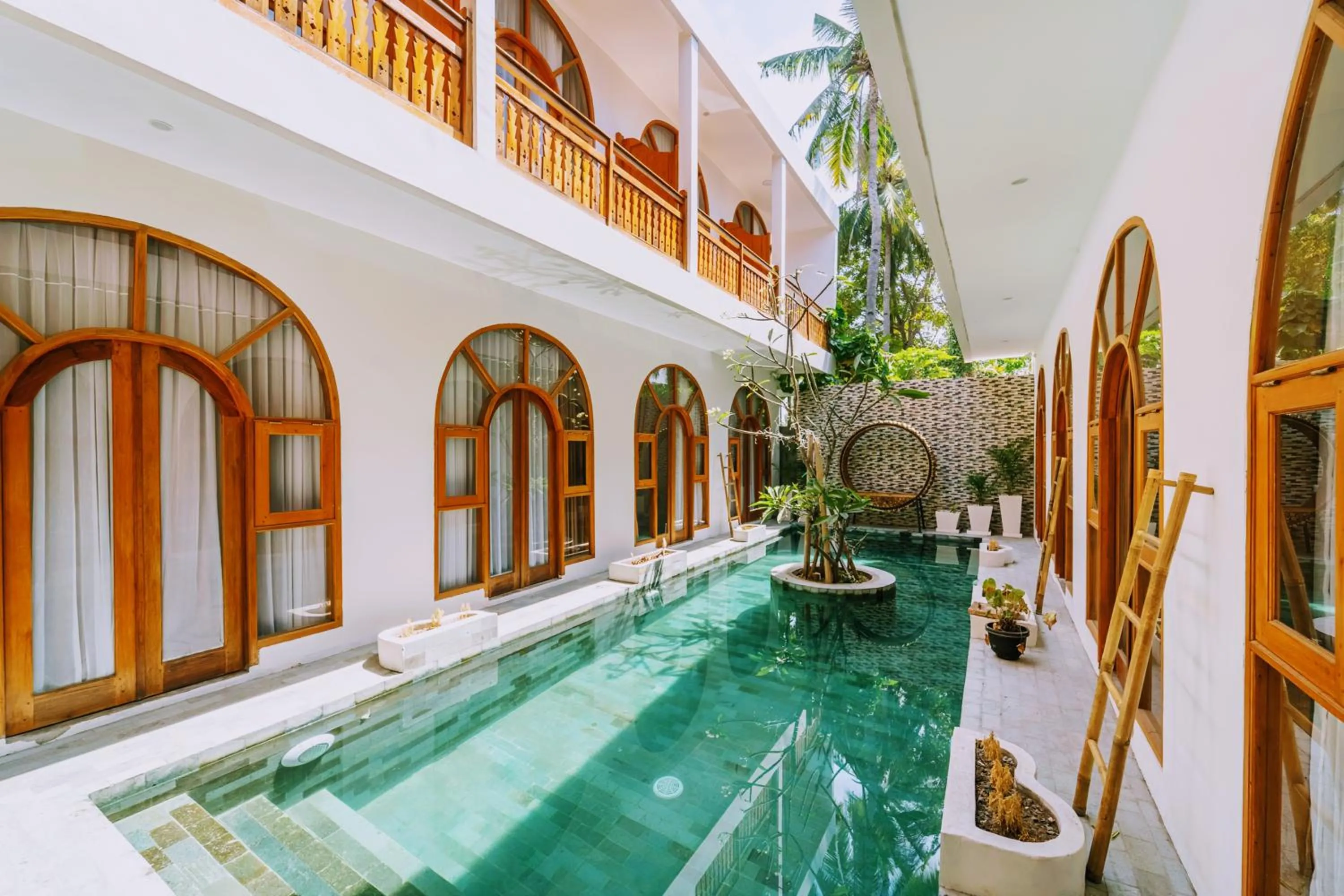 Yulaman Hotel