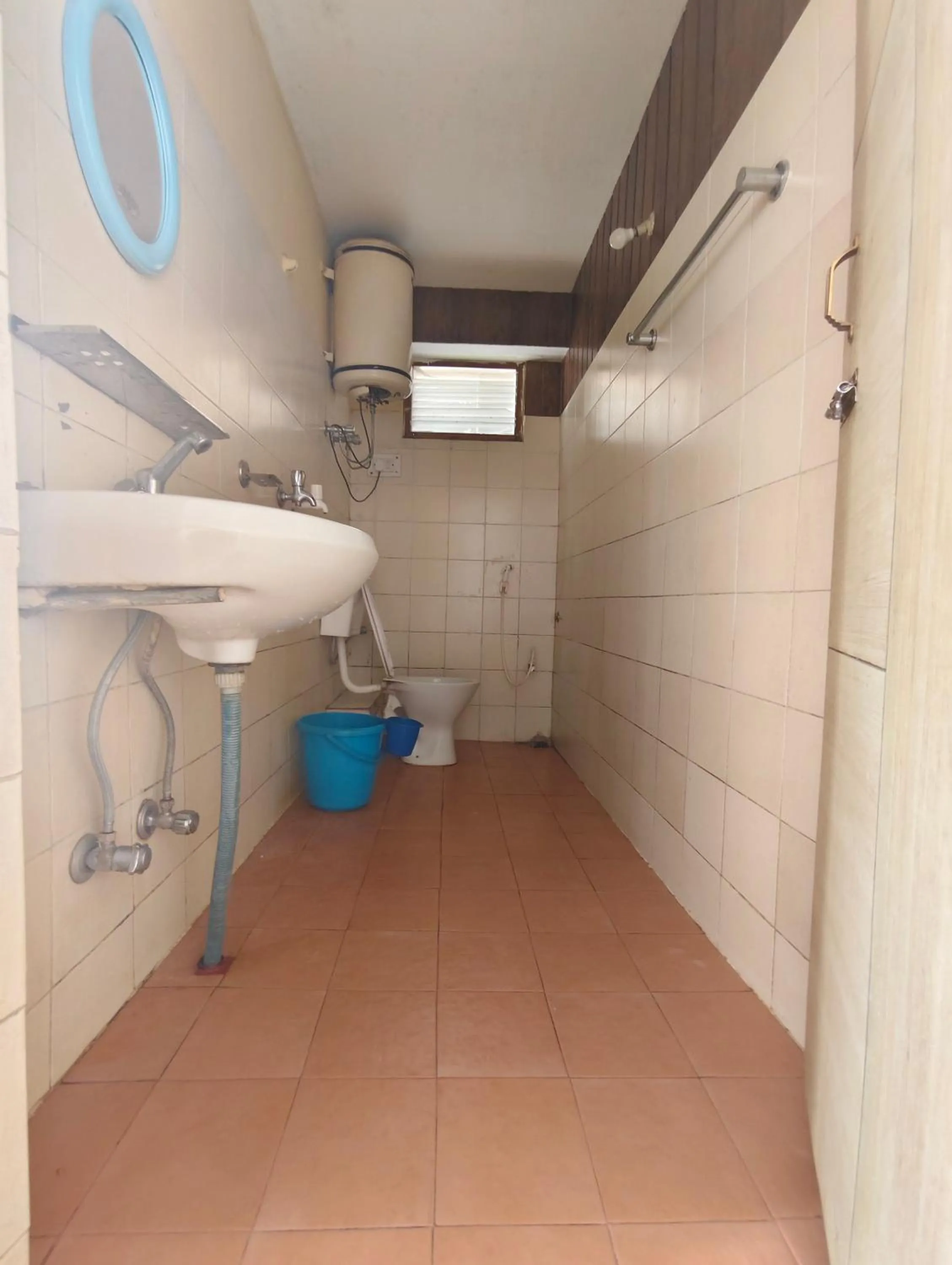 Hotel Lhonark Residency