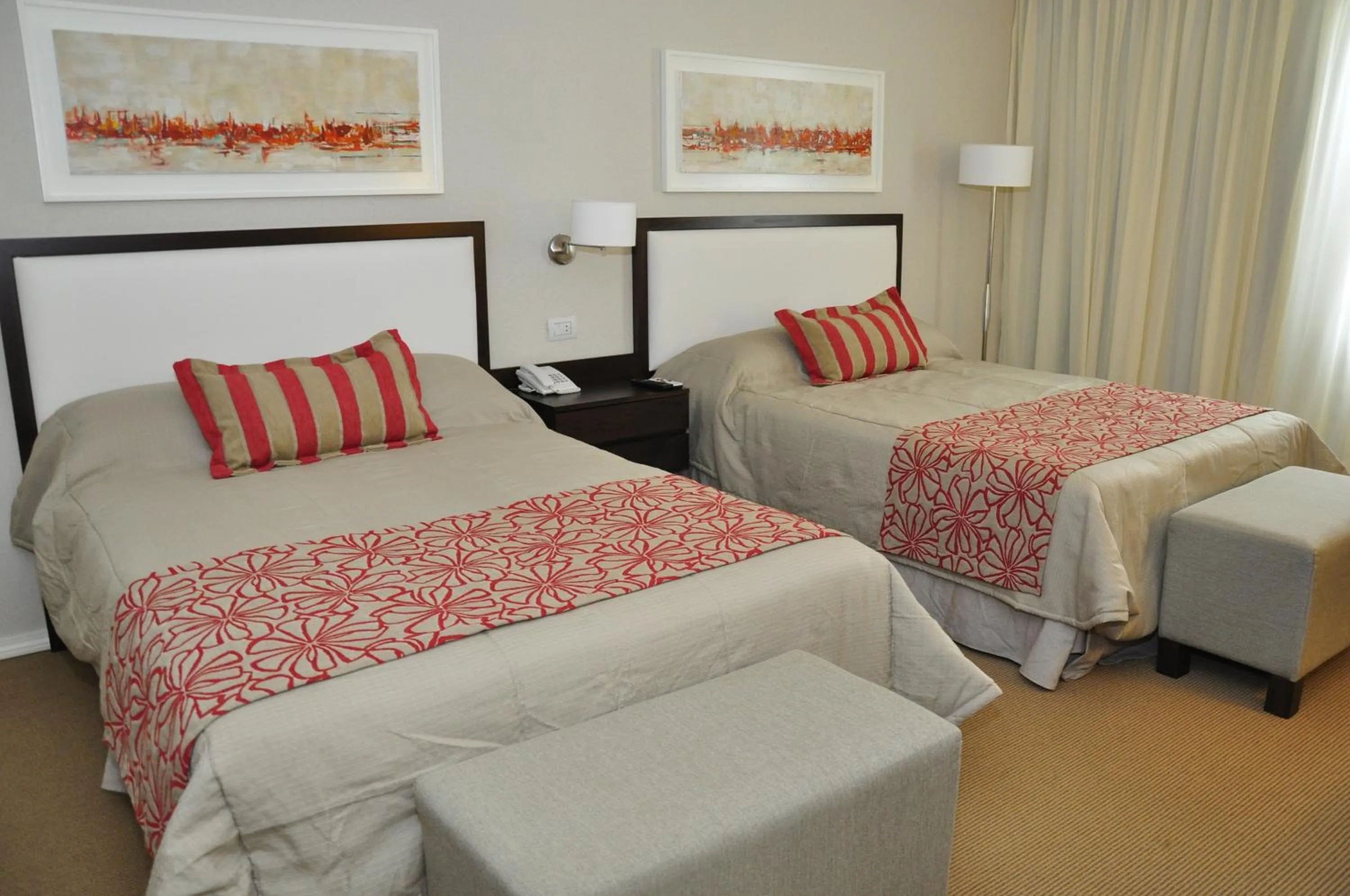 Photo of the whole room, Bed in Howard Johnson Hotel Piedras Moras