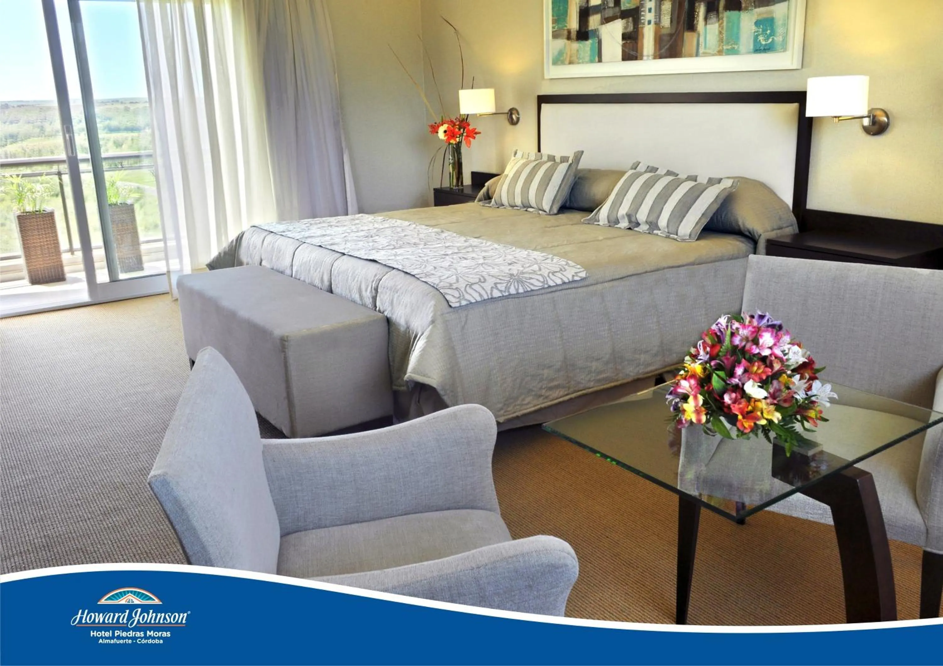 Day, Bed in Howard Johnson Hotel Piedras Moras