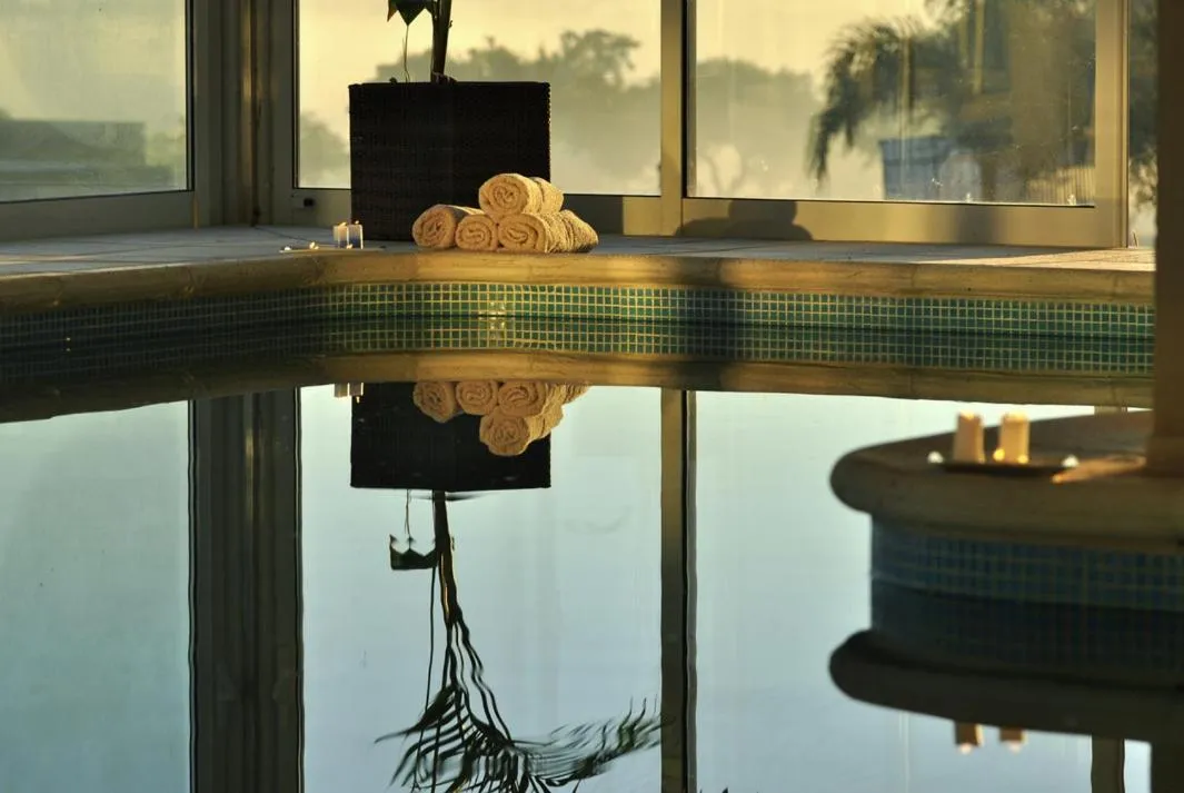 Swimming pool in Howard Johnson Hotel Piedras Moras