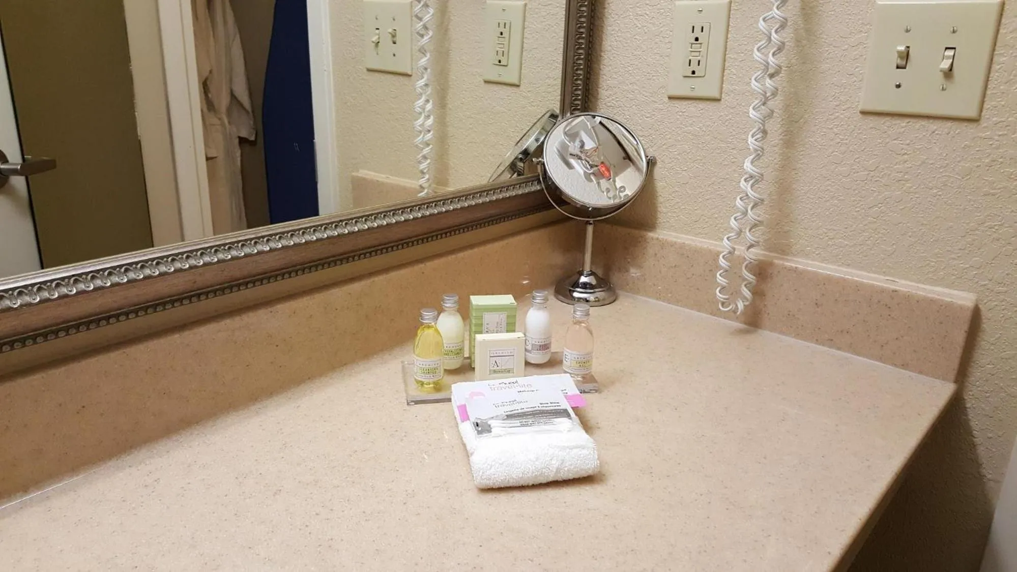 Bathroom in Hawthorn Extended Stay by Wyndham Rome