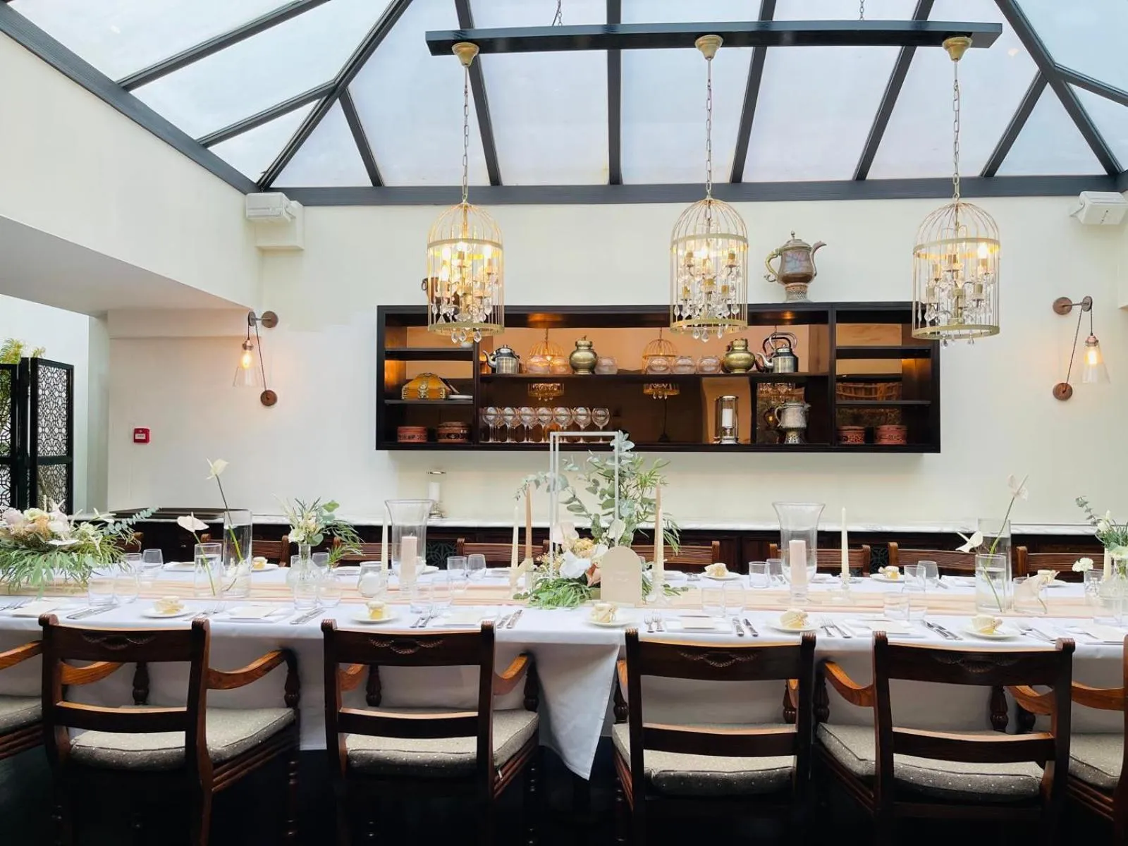 Restaurant/places to eat in St. James' Court, A Taj Hotel, London