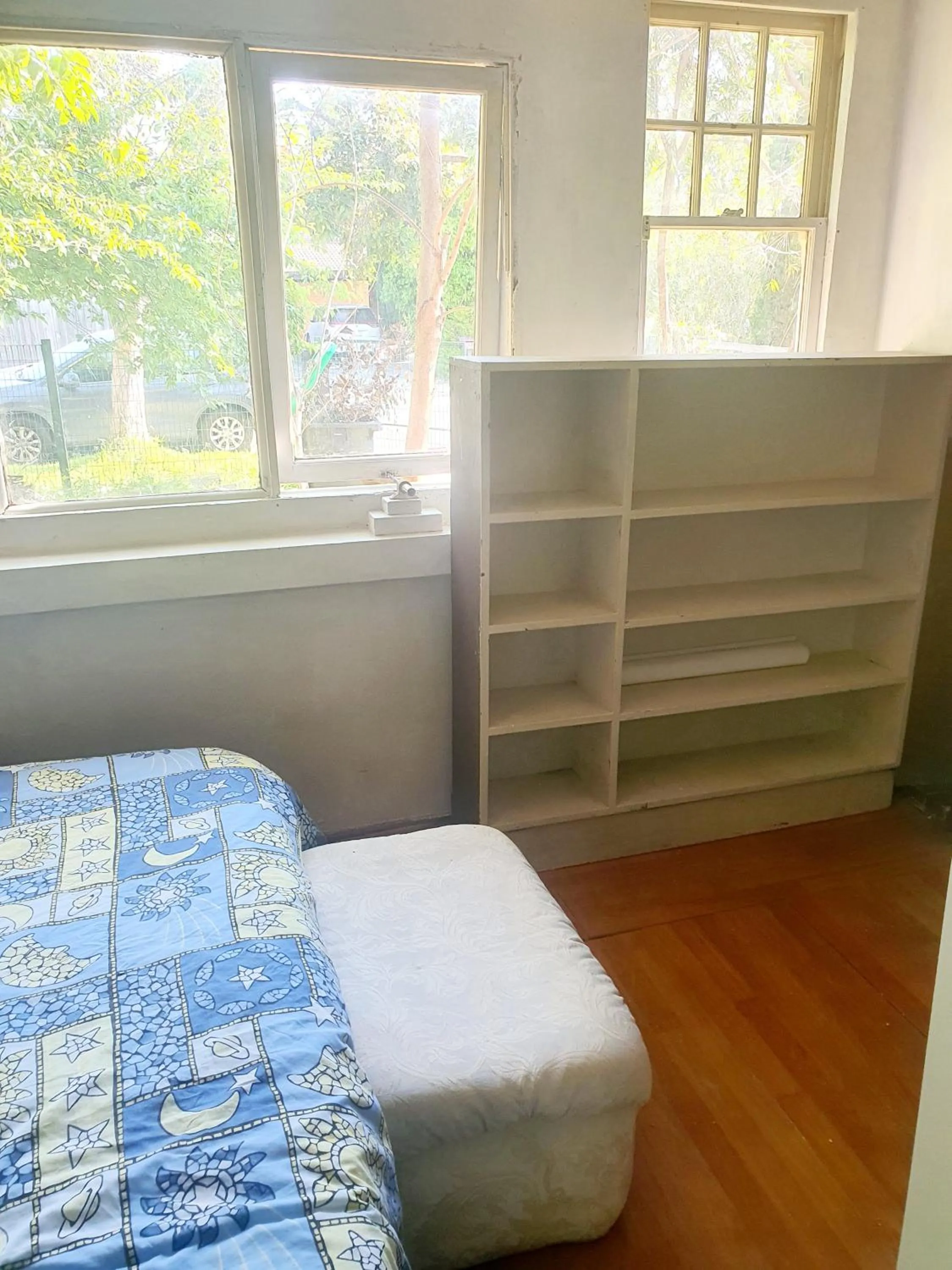 Bed in St Kilda East backpackers' hostel