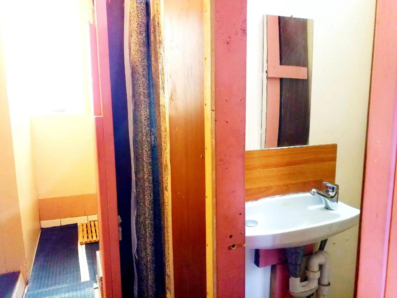 St Kilda East backpackers' hostel