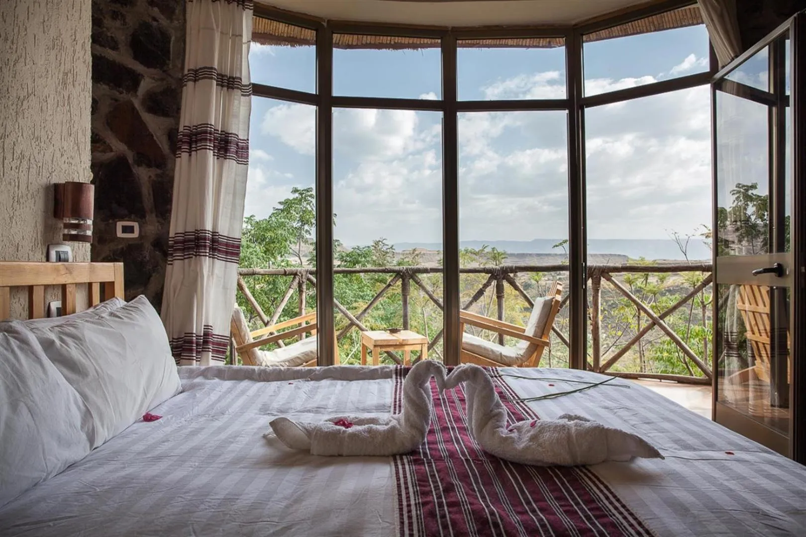 Bed in Sora Lodge Lalibela