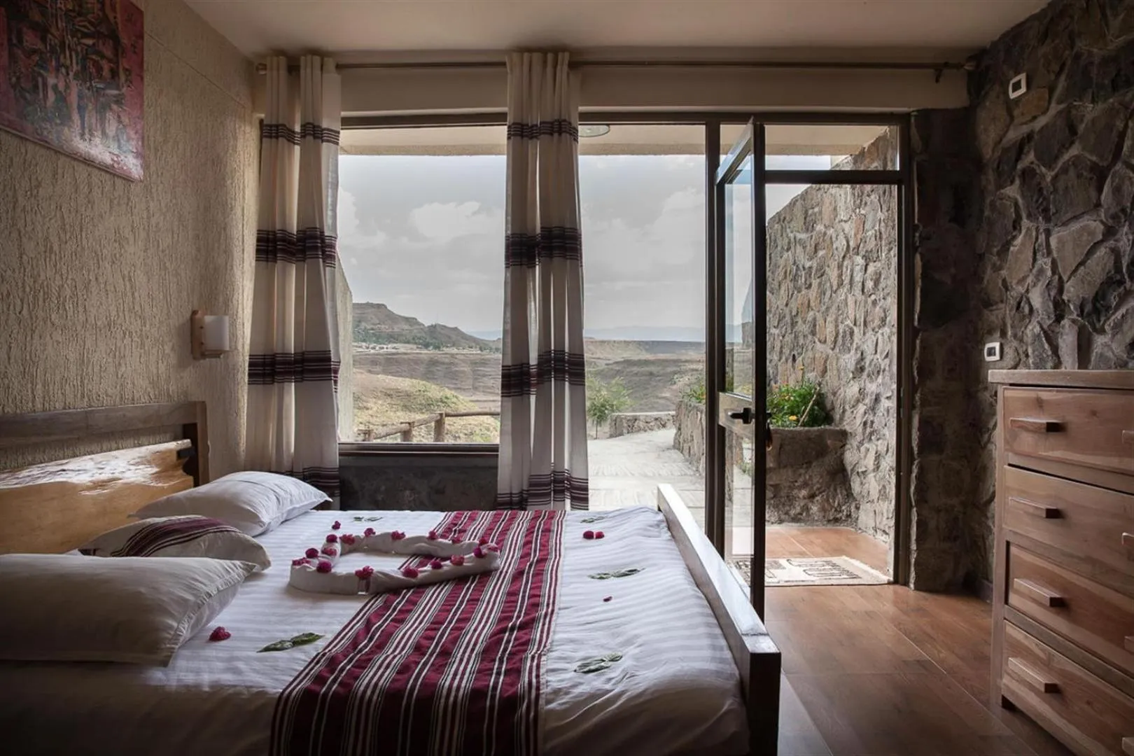 Photo of the whole room, Bed in Sora Lodge Lalibela