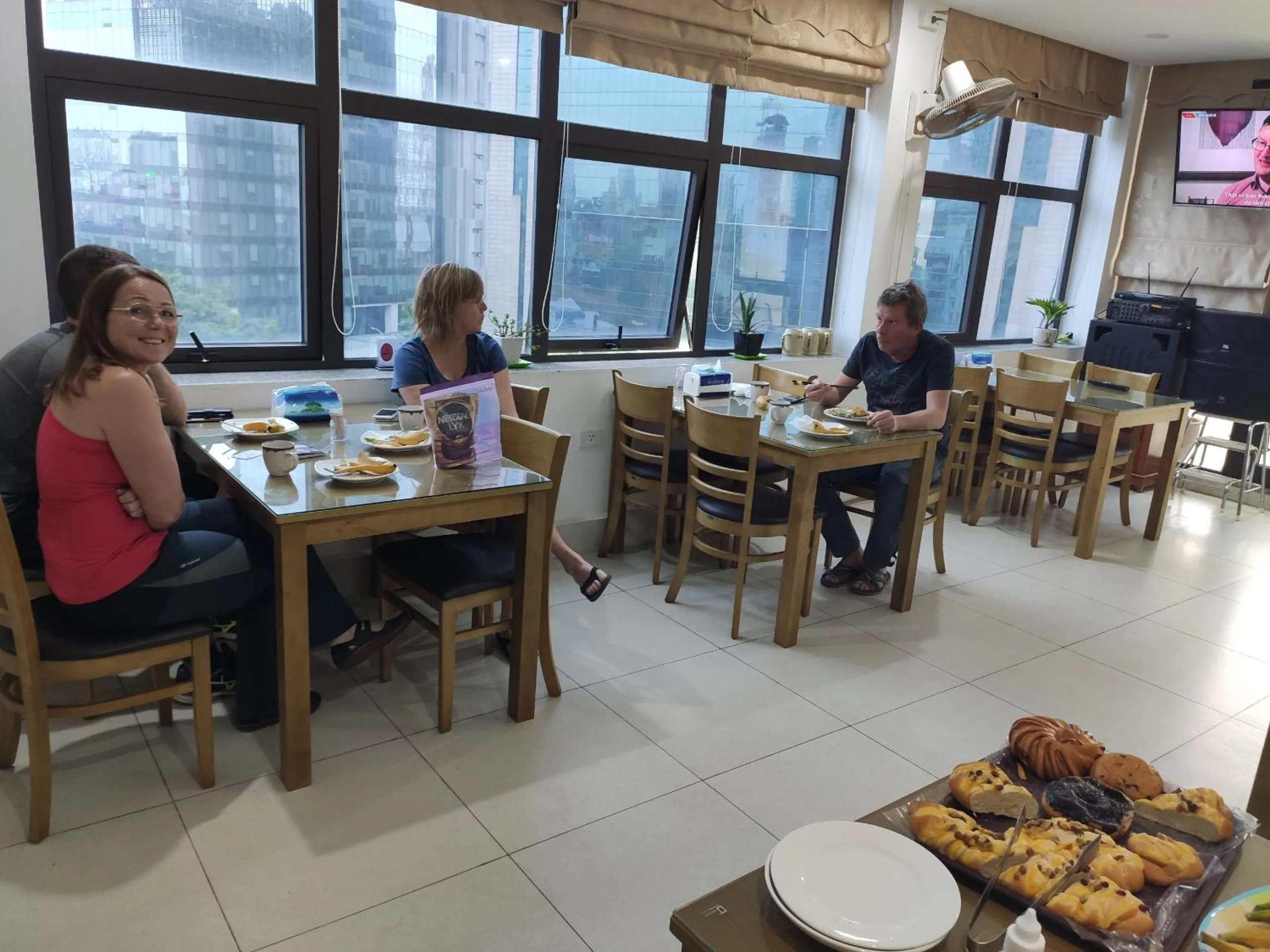 Restaurant/places to eat in Busan Hotel