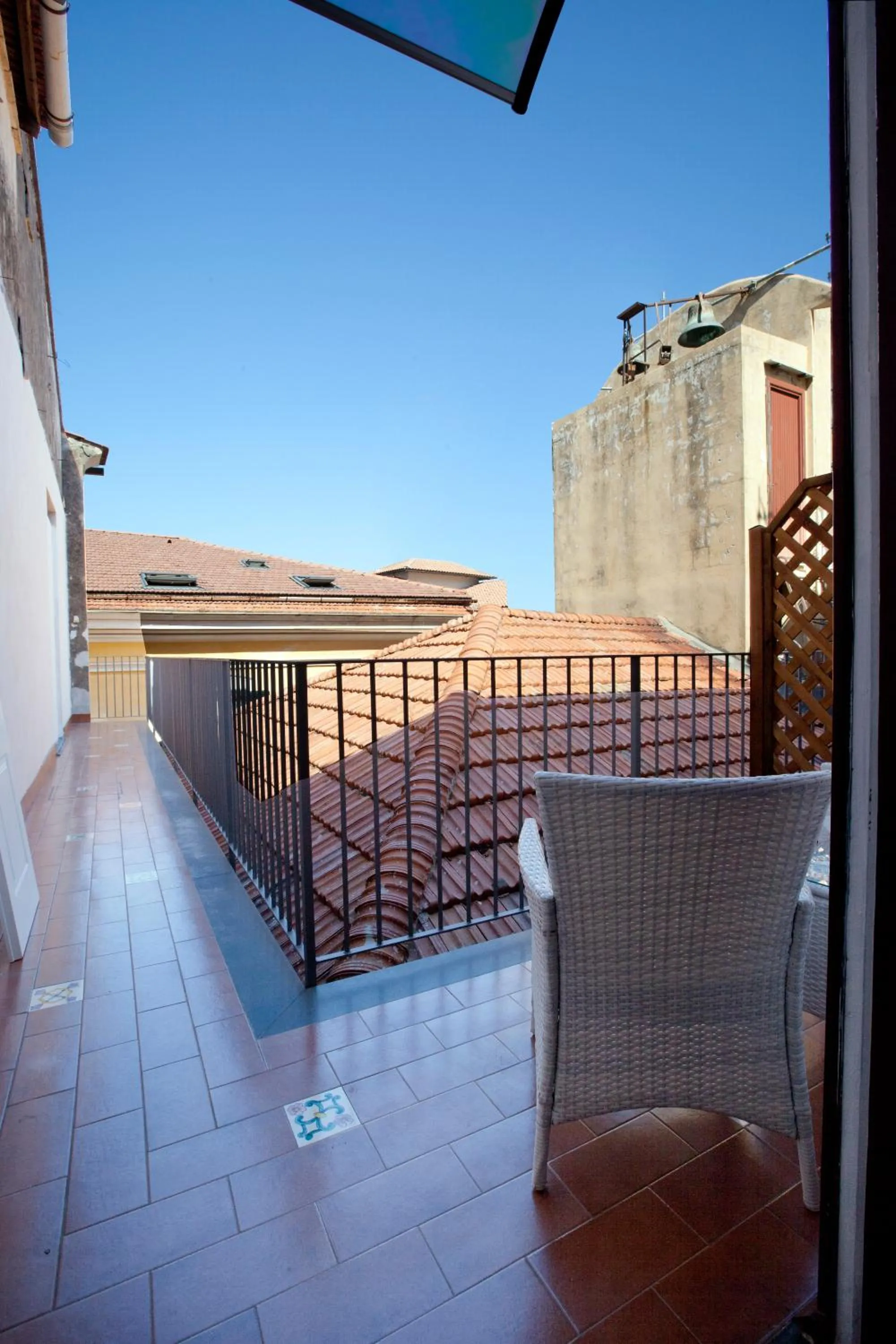 Day in La Casa dell'Orologio - MAIN SQUARE