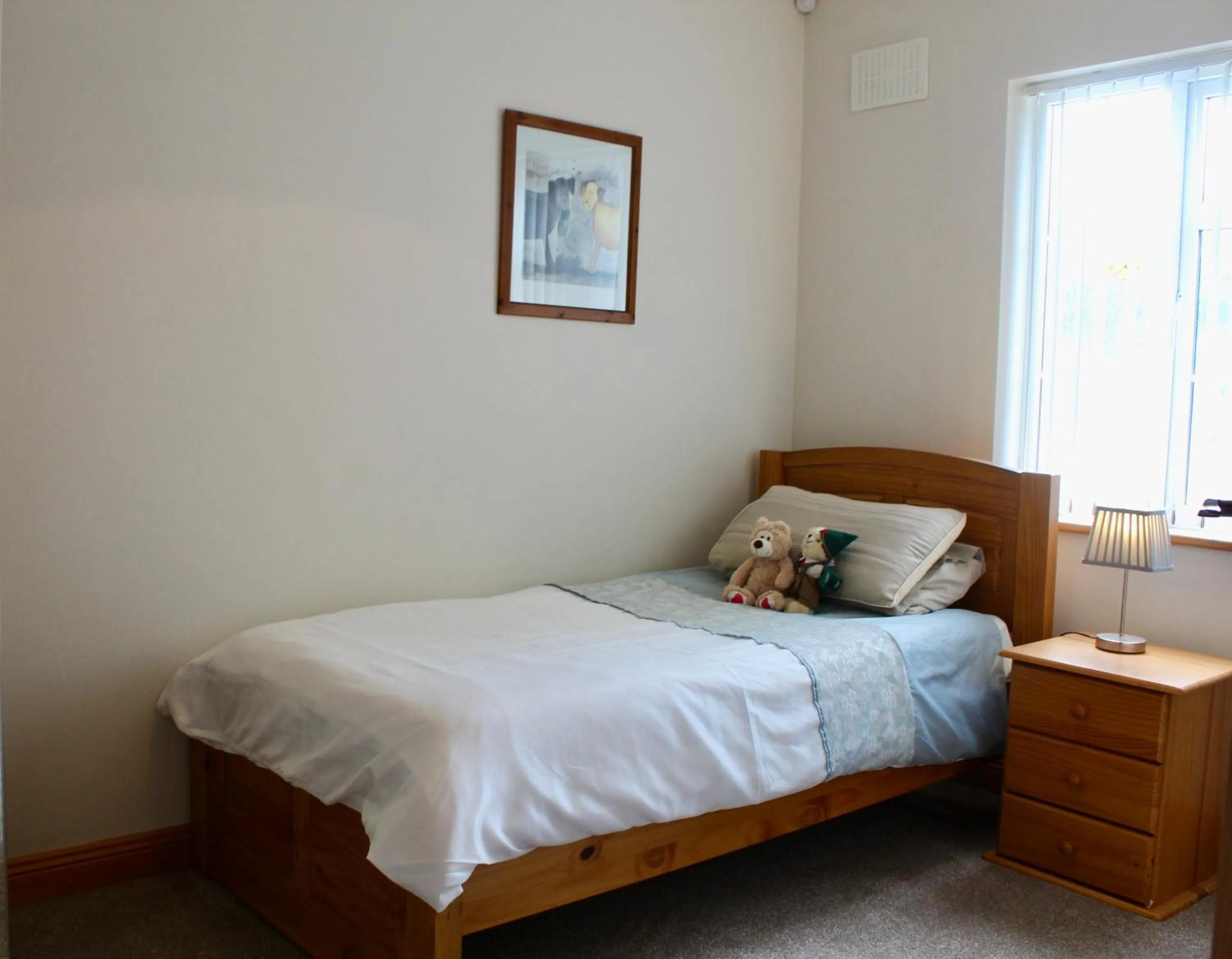 Bedroom, Bed in Mount Leinster View