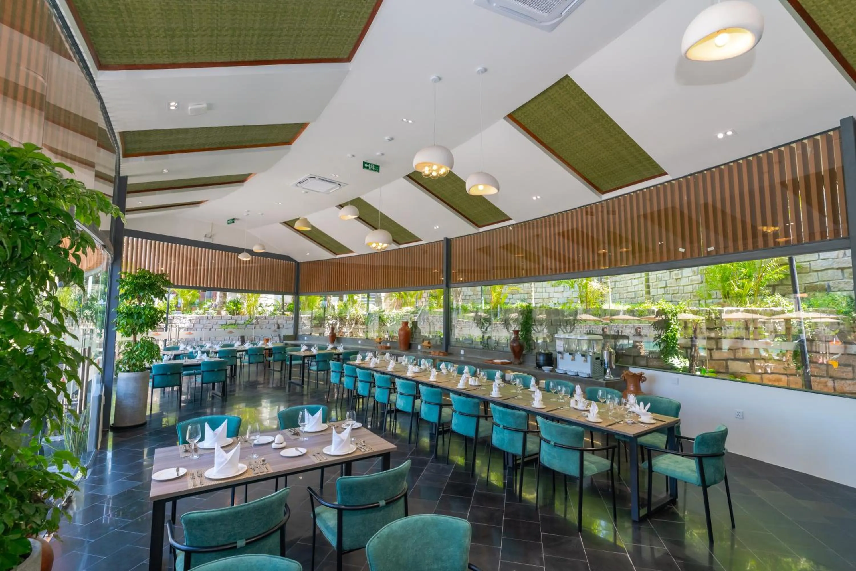 Restaurant/places to eat in Pandora Sand Hill Mũi Né Resort