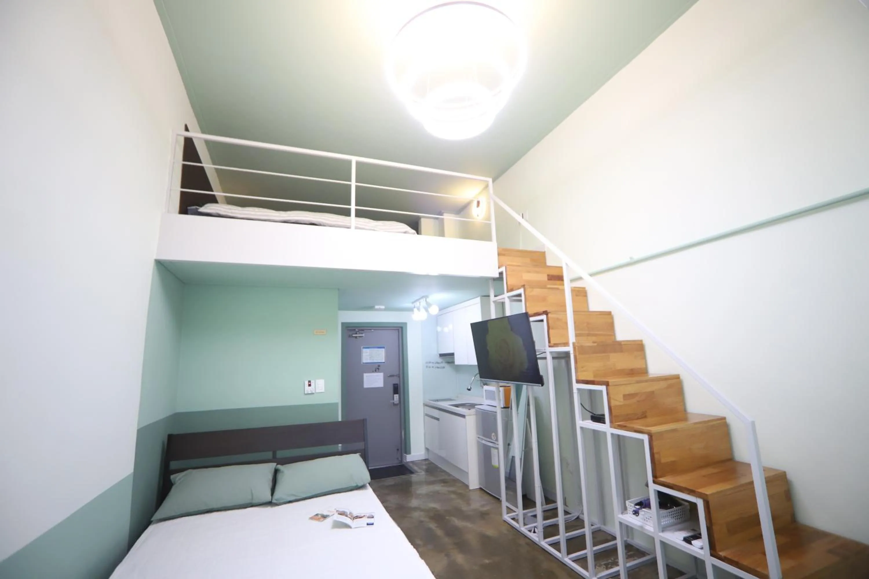LikeU Guest house