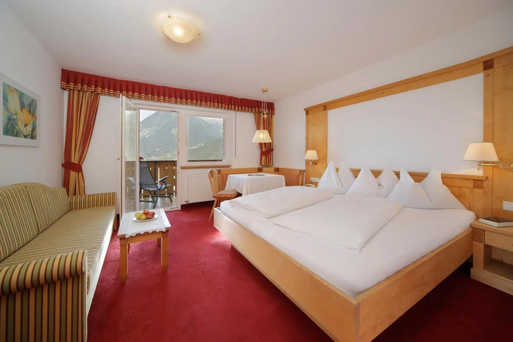 Photo of the whole room, Bed in Family Hotel Gutenberg