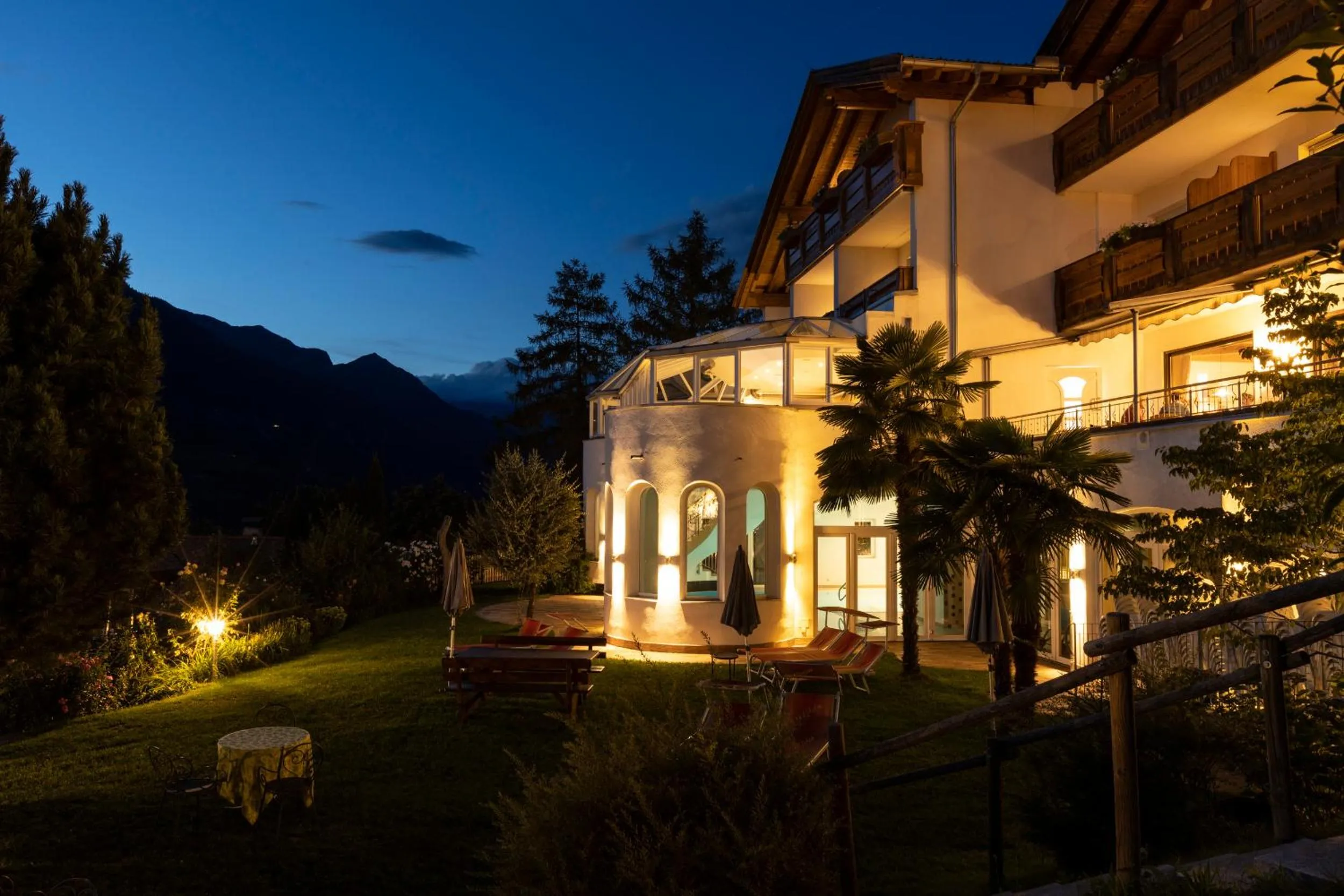 Property building in Family Hotel Gutenberg