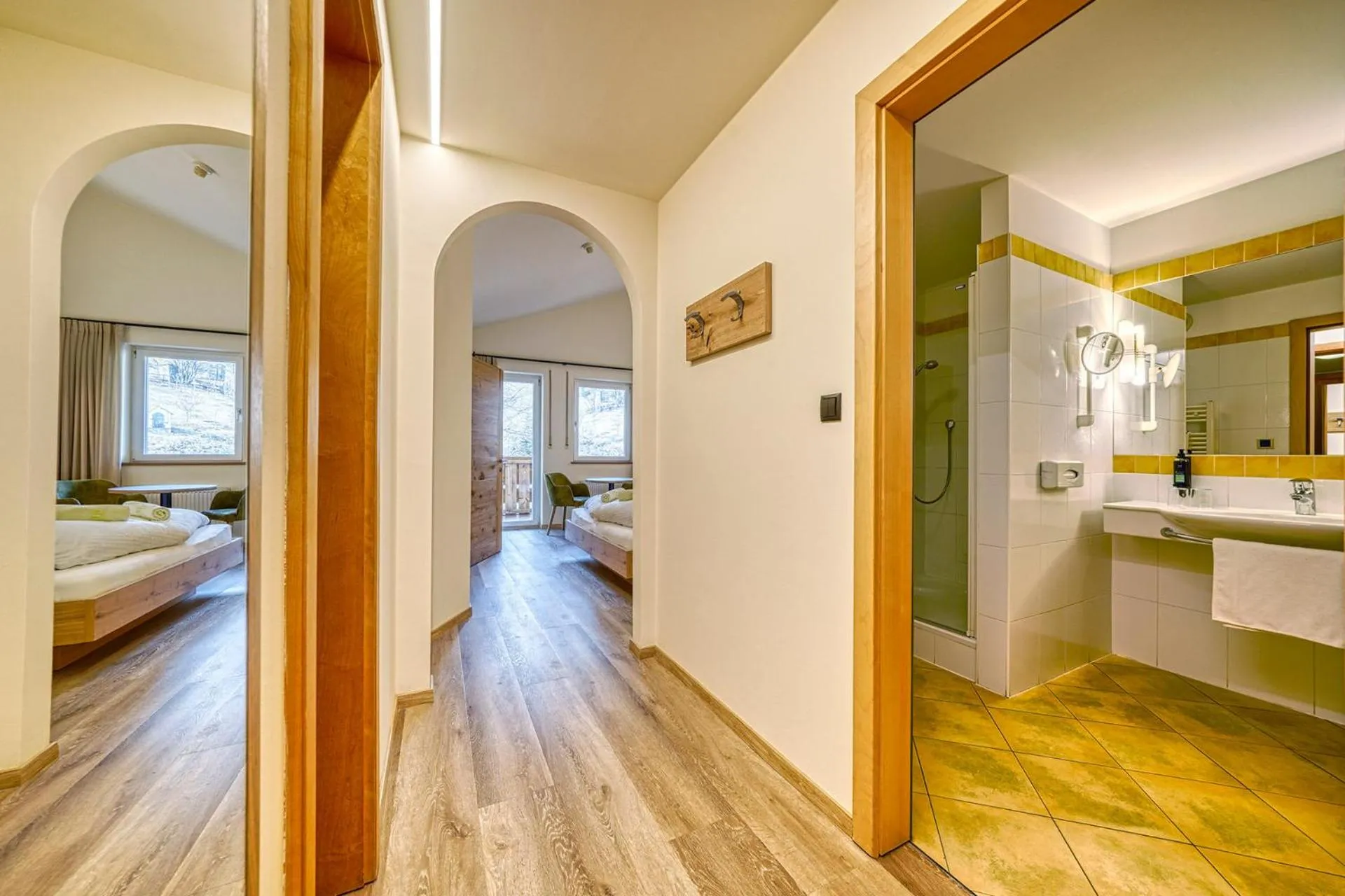 Photo of the whole room, Bed in Family Hotel Gutenberg