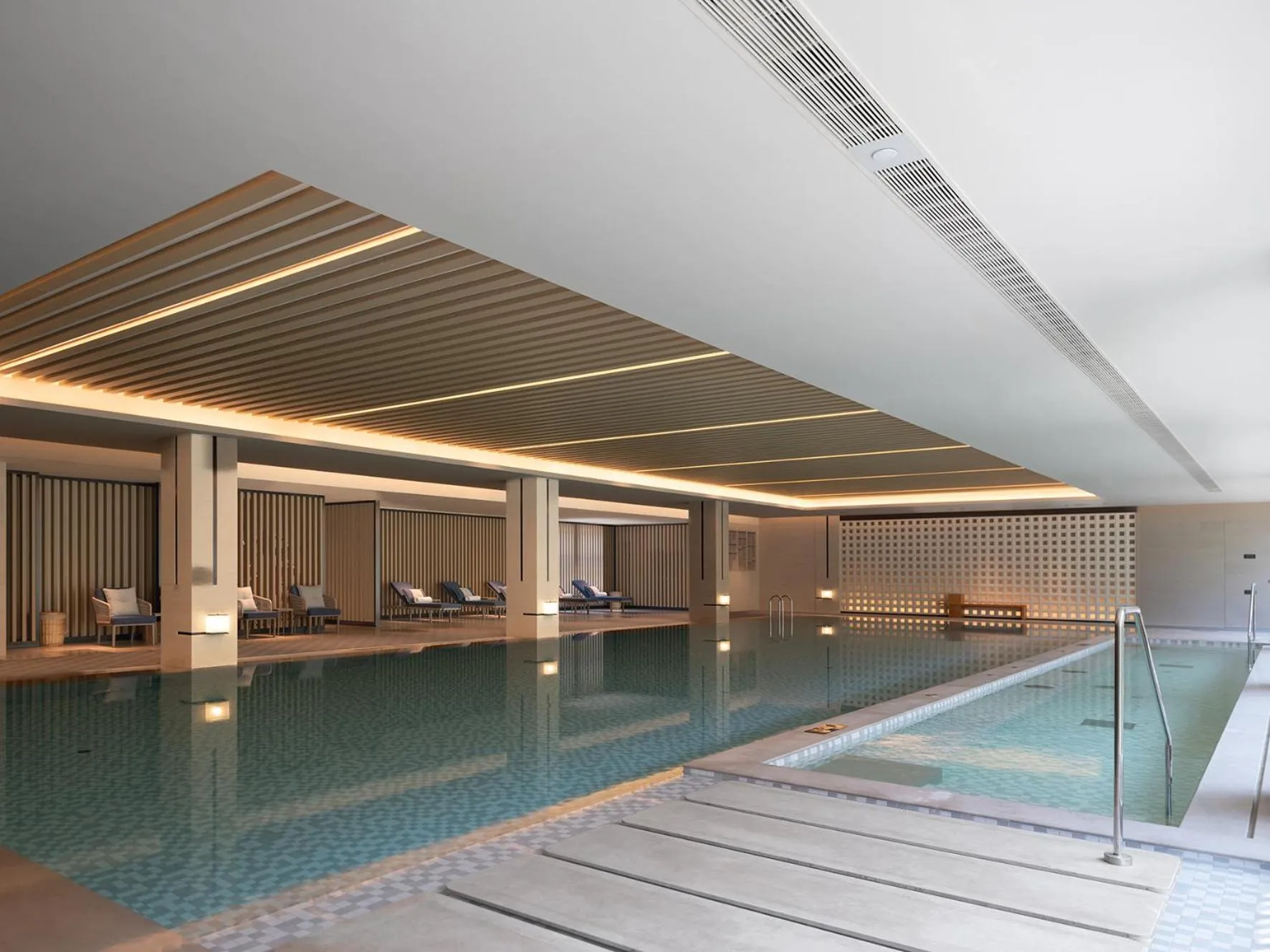 Swimming pool in Garrya Xianju