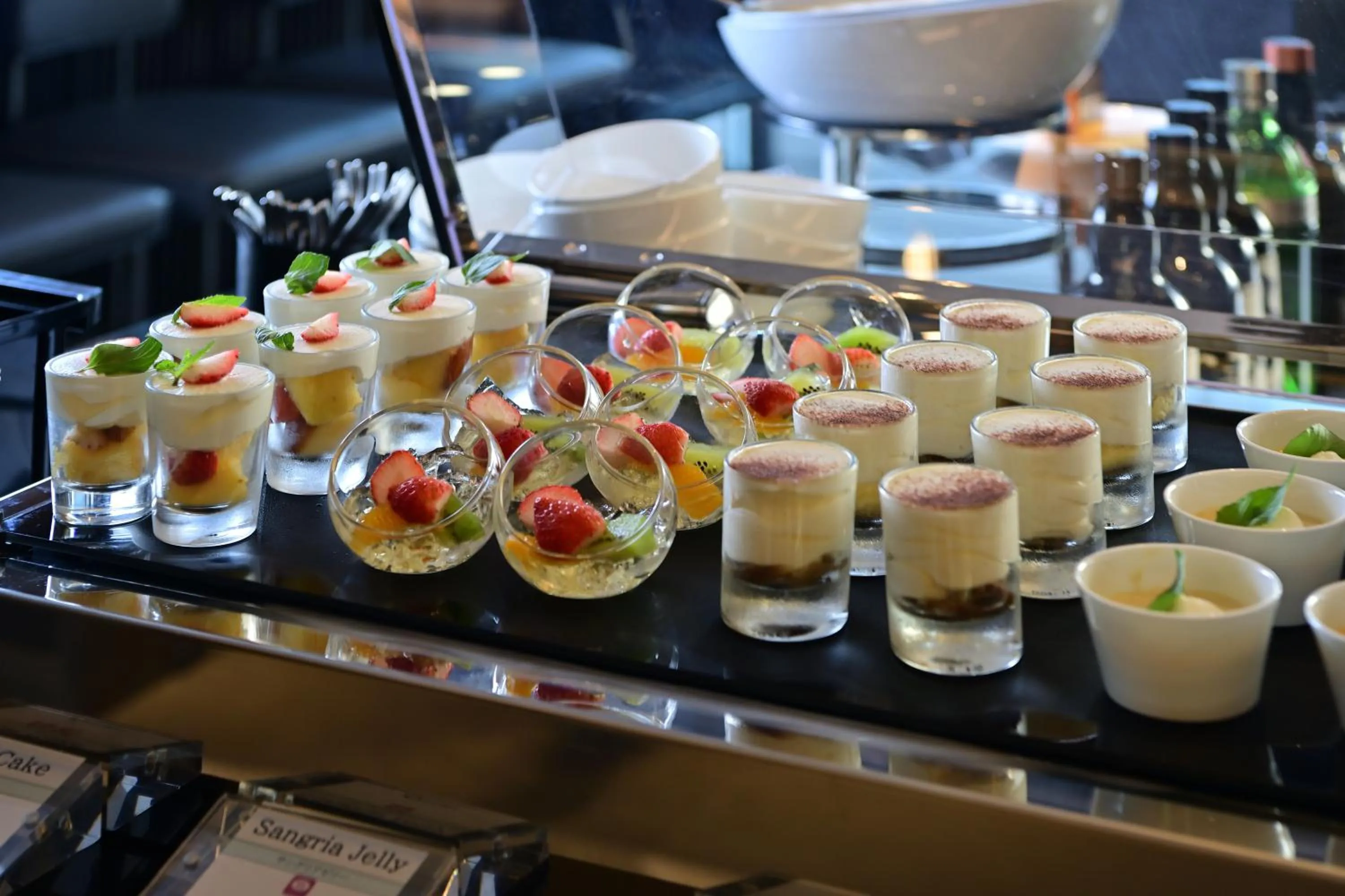 Restaurant/places to eat in ReLabo -Medical Spa & Stay-