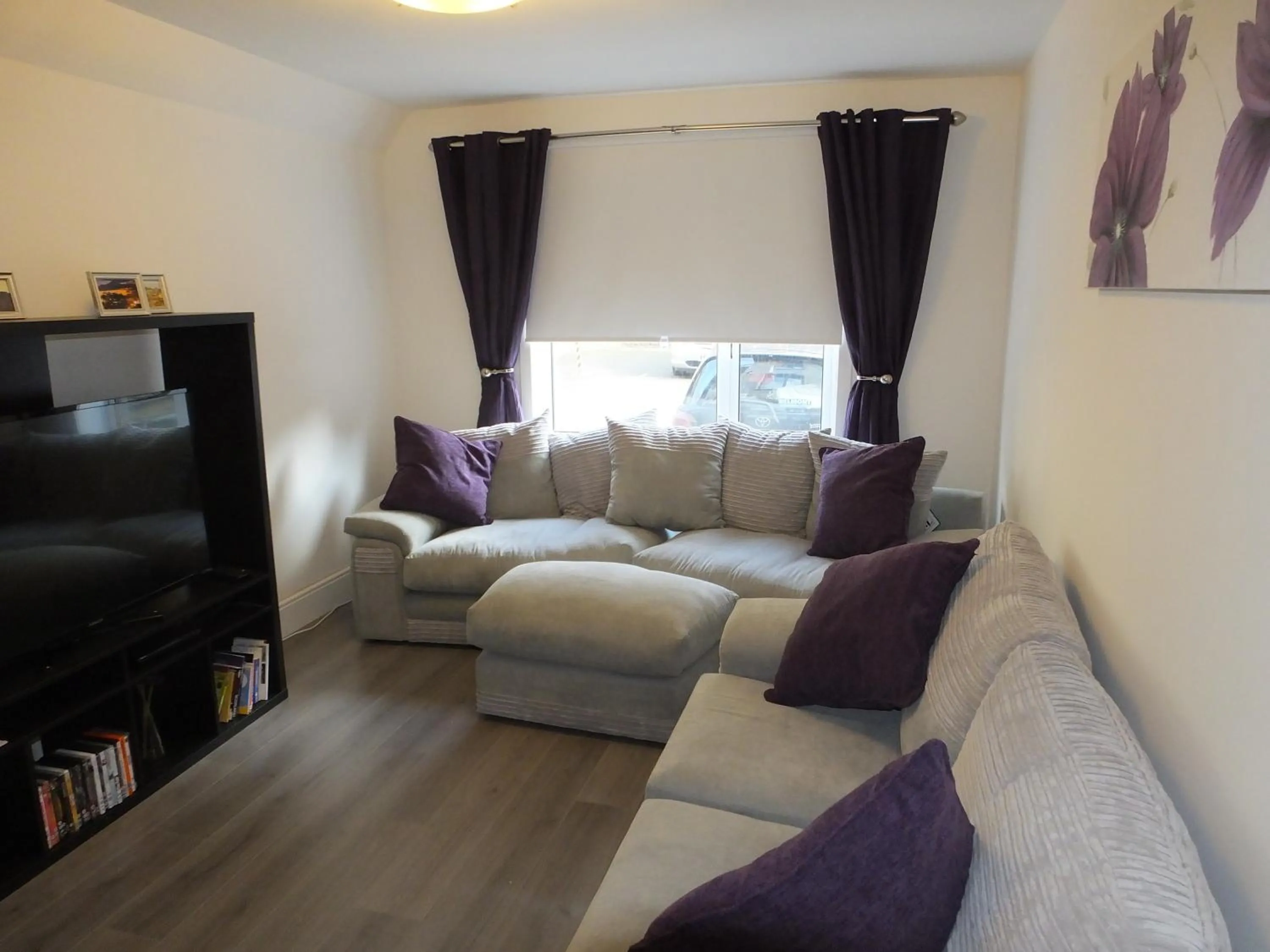 TV and multimedia in Lochrin Apartments by Edinburgh City Apartments