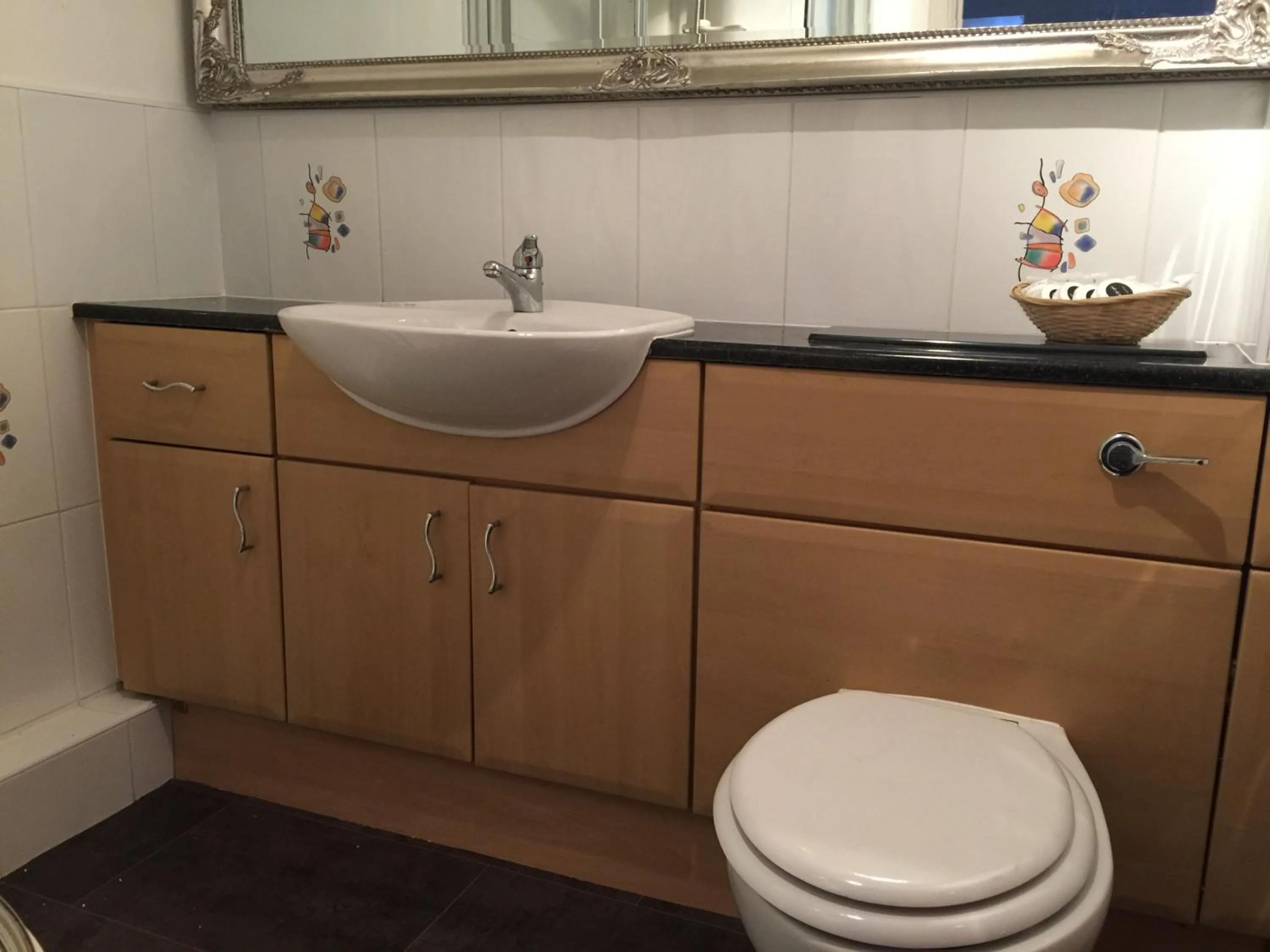 Bathroom in Lochrin Apartments by Edinburgh City Apartments