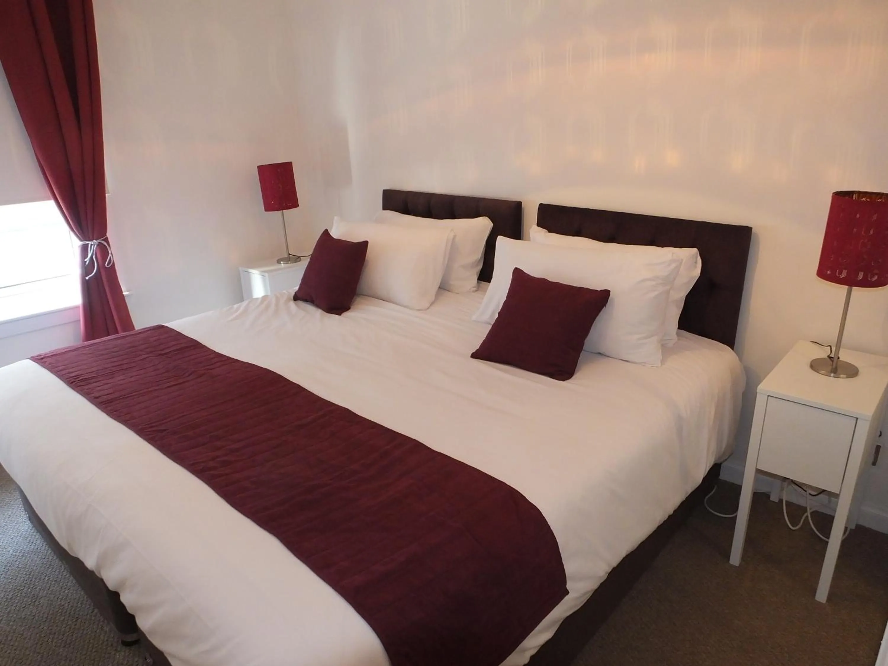Bed in Lochrin Apartments by Edinburgh City Apartments