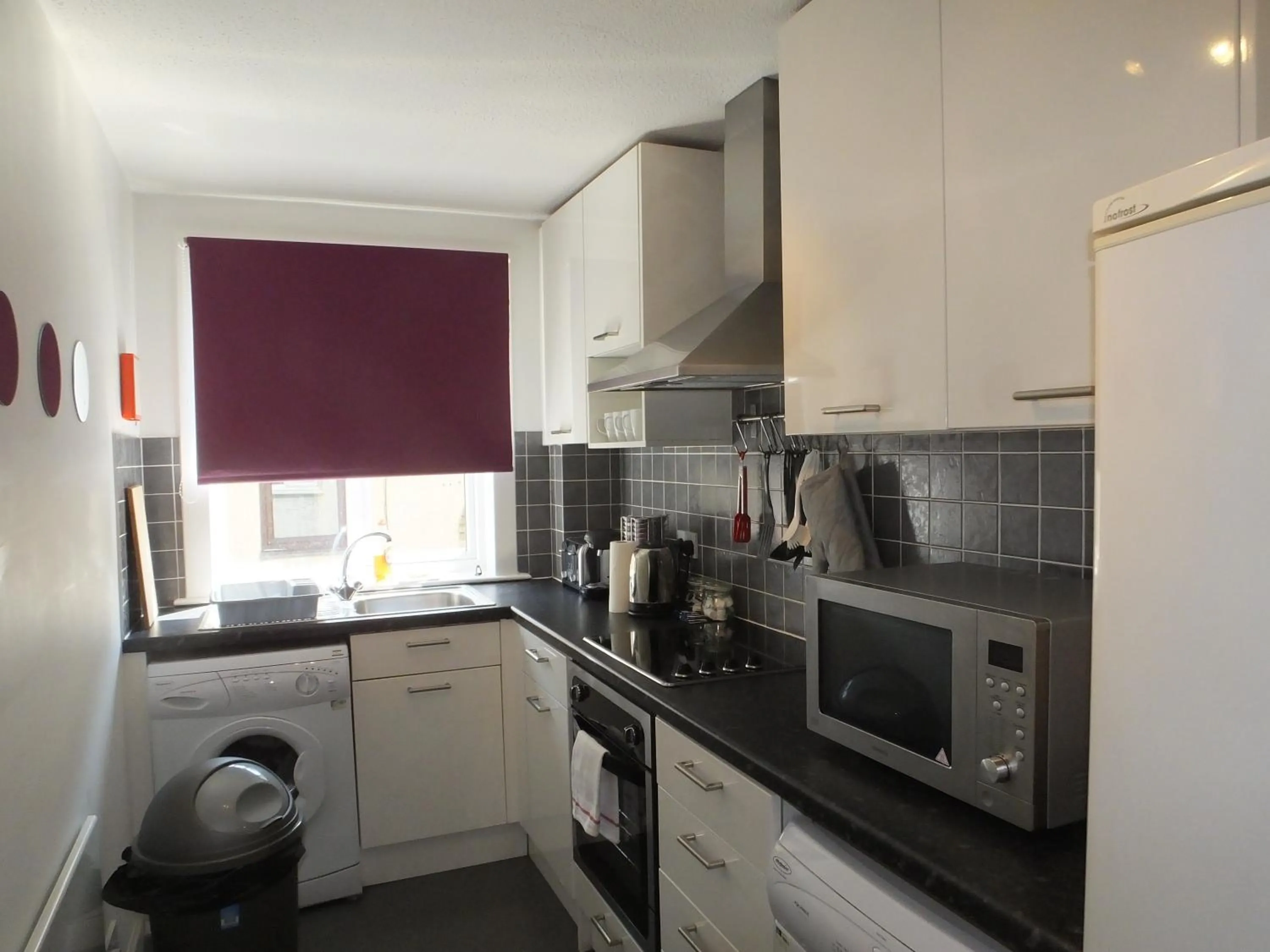 Kitchen or kitchenette in Lochrin Apartments by Edinburgh City Apartments