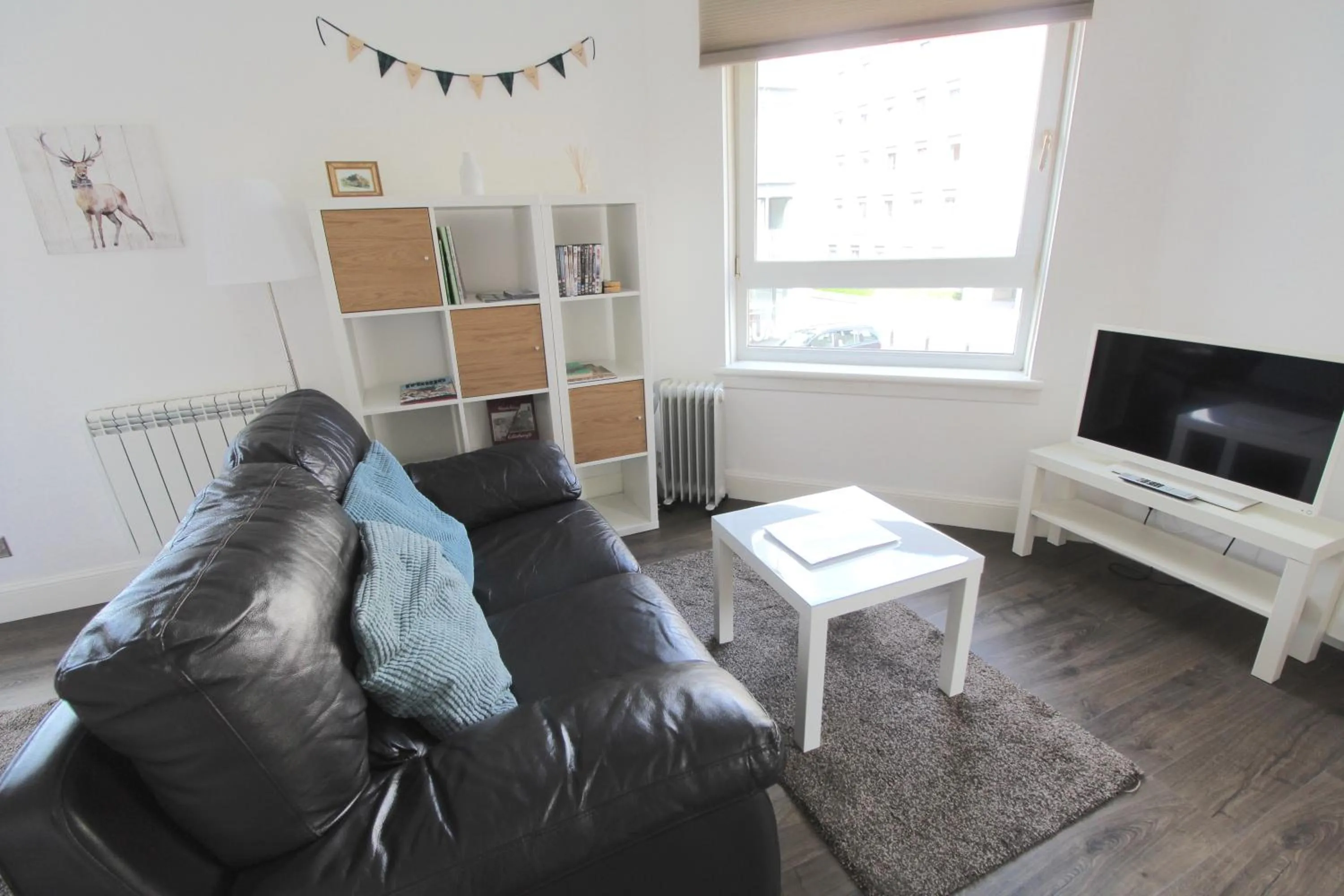 TV and multimedia in Lochrin Apartments by Edinburgh City Apartments