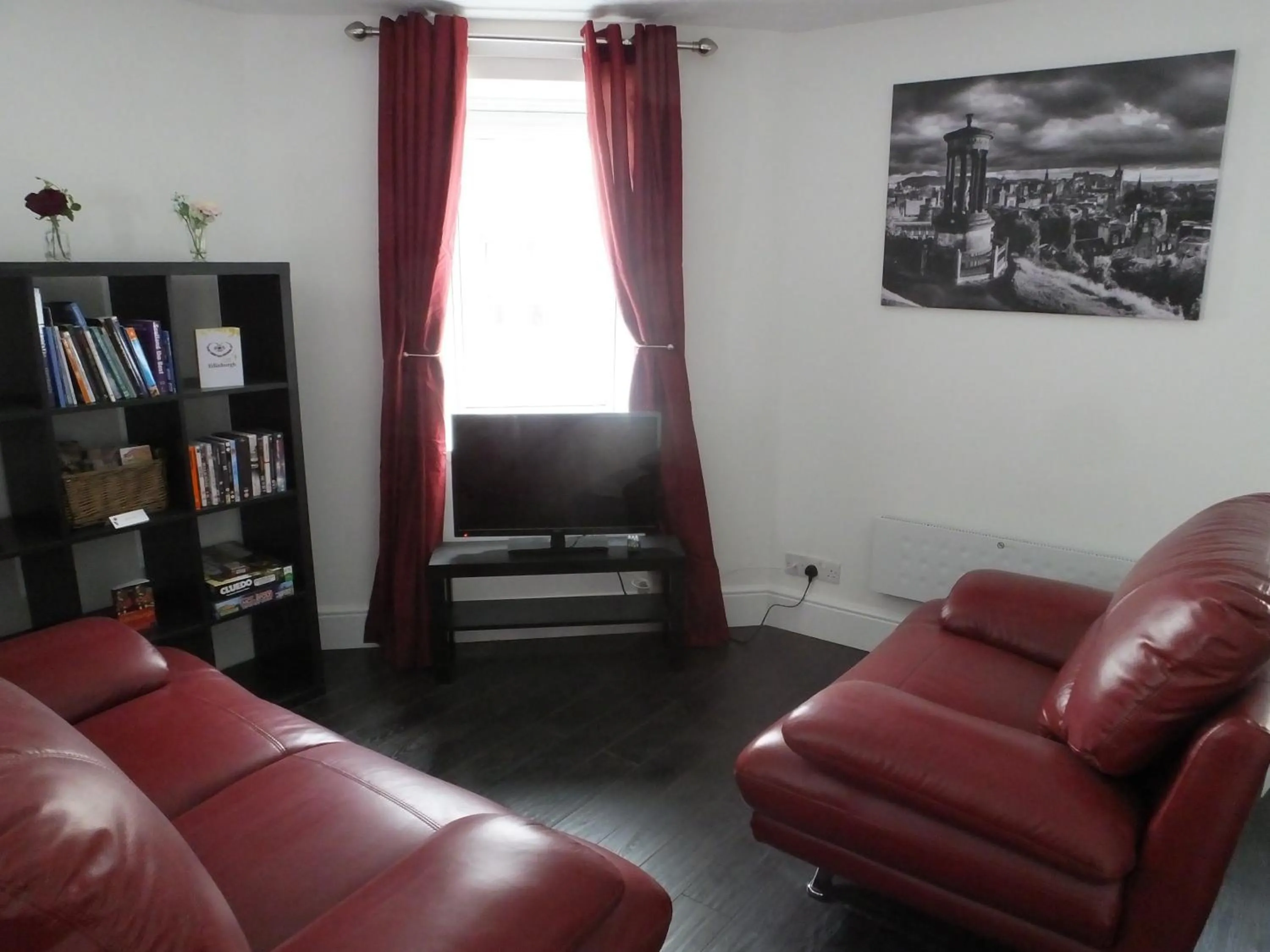 Living room in Lochrin Apartments by Edinburgh City Apartments
