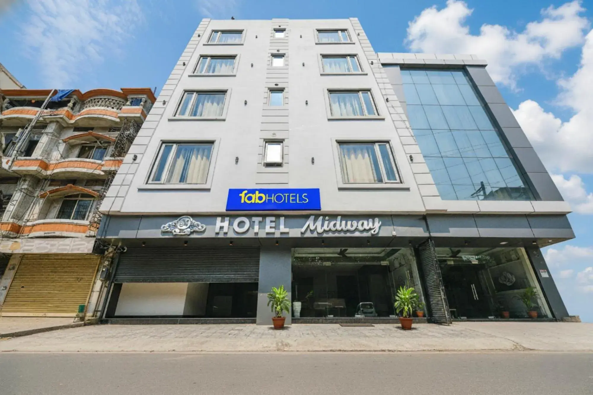 Property building in FabHotel Midway Property building in FabHotel Midway