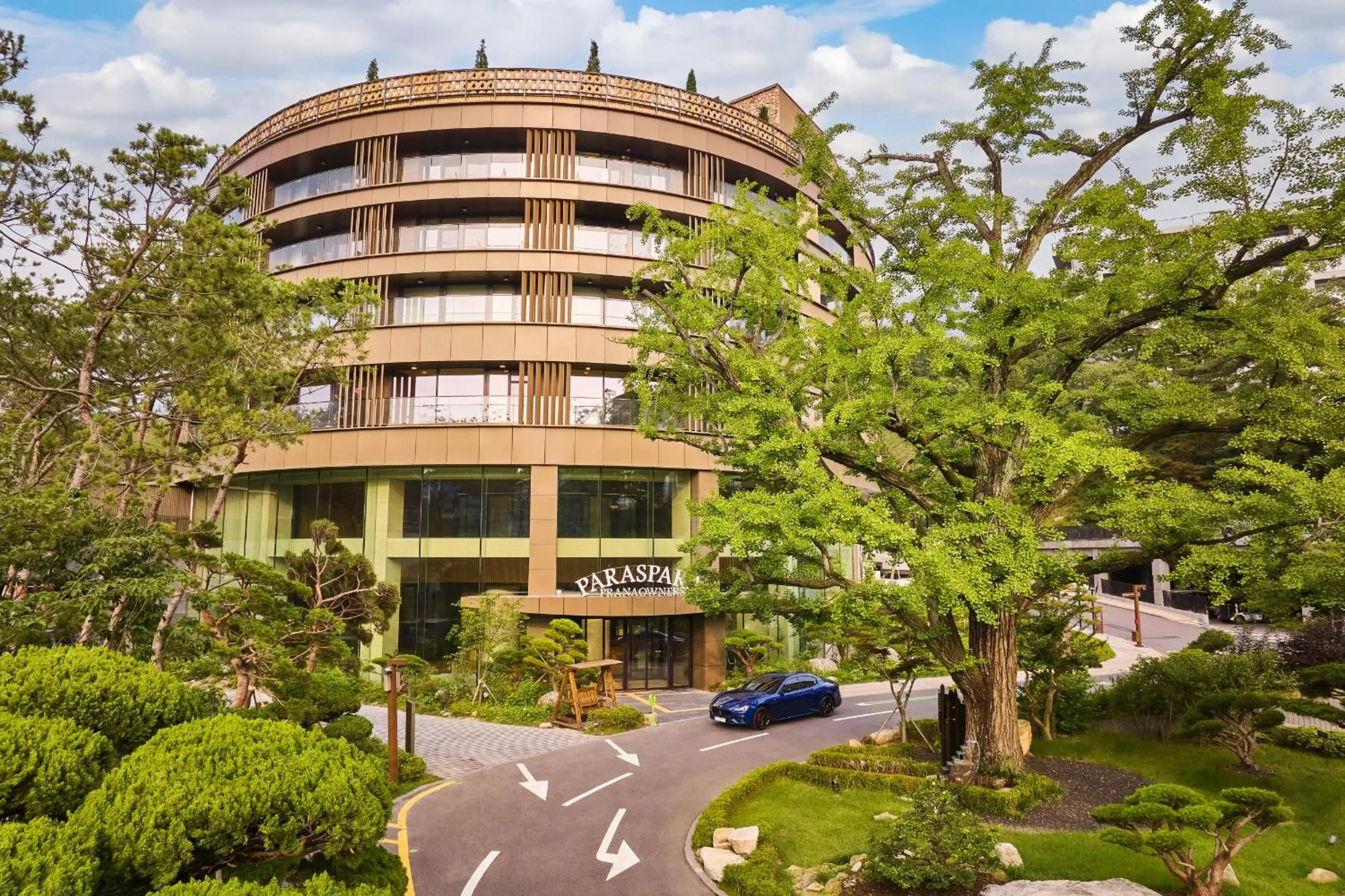 Property building in Paraspara Seoul