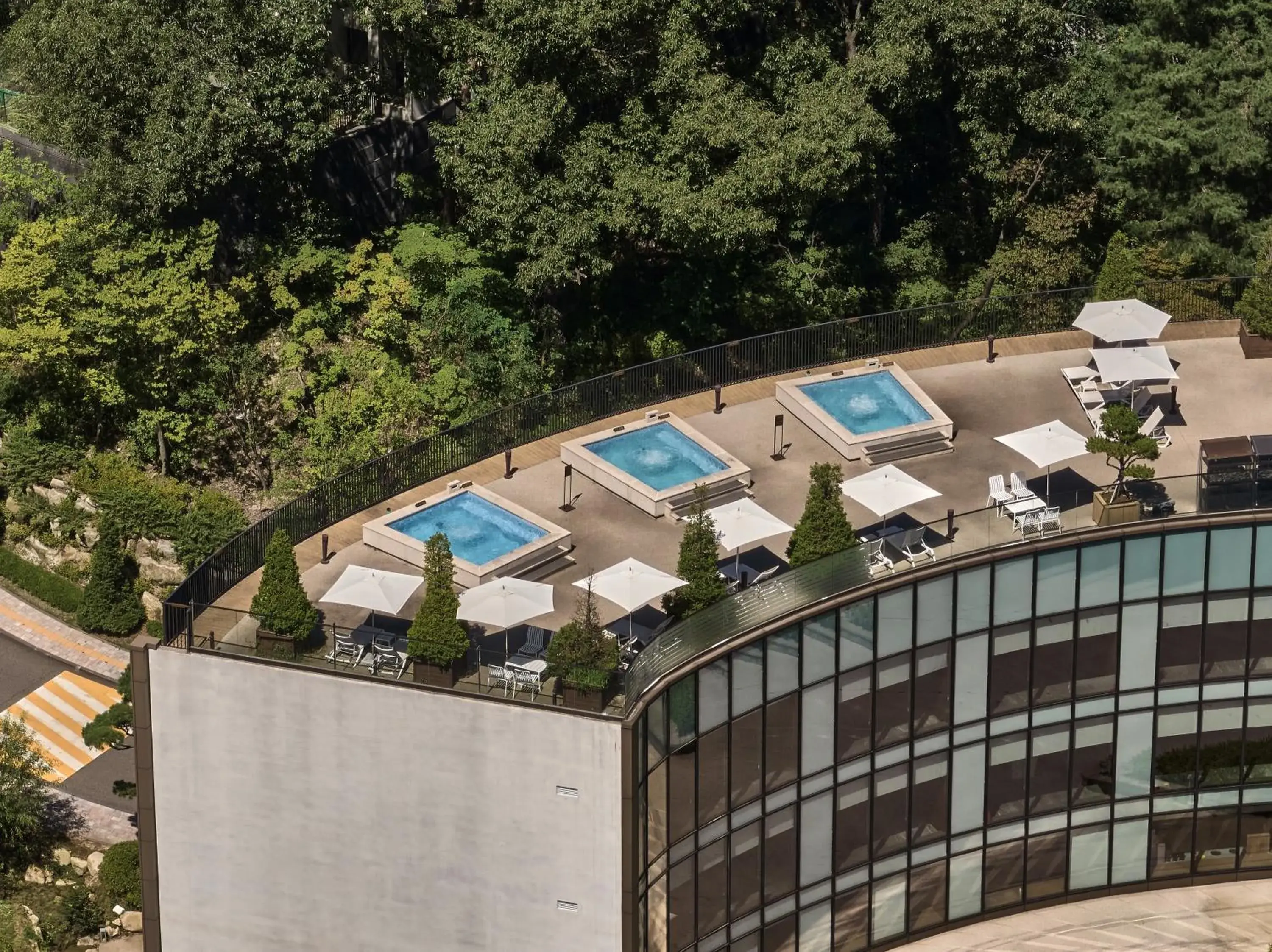 Swimming pool in Anto Swimming pool in Anto
