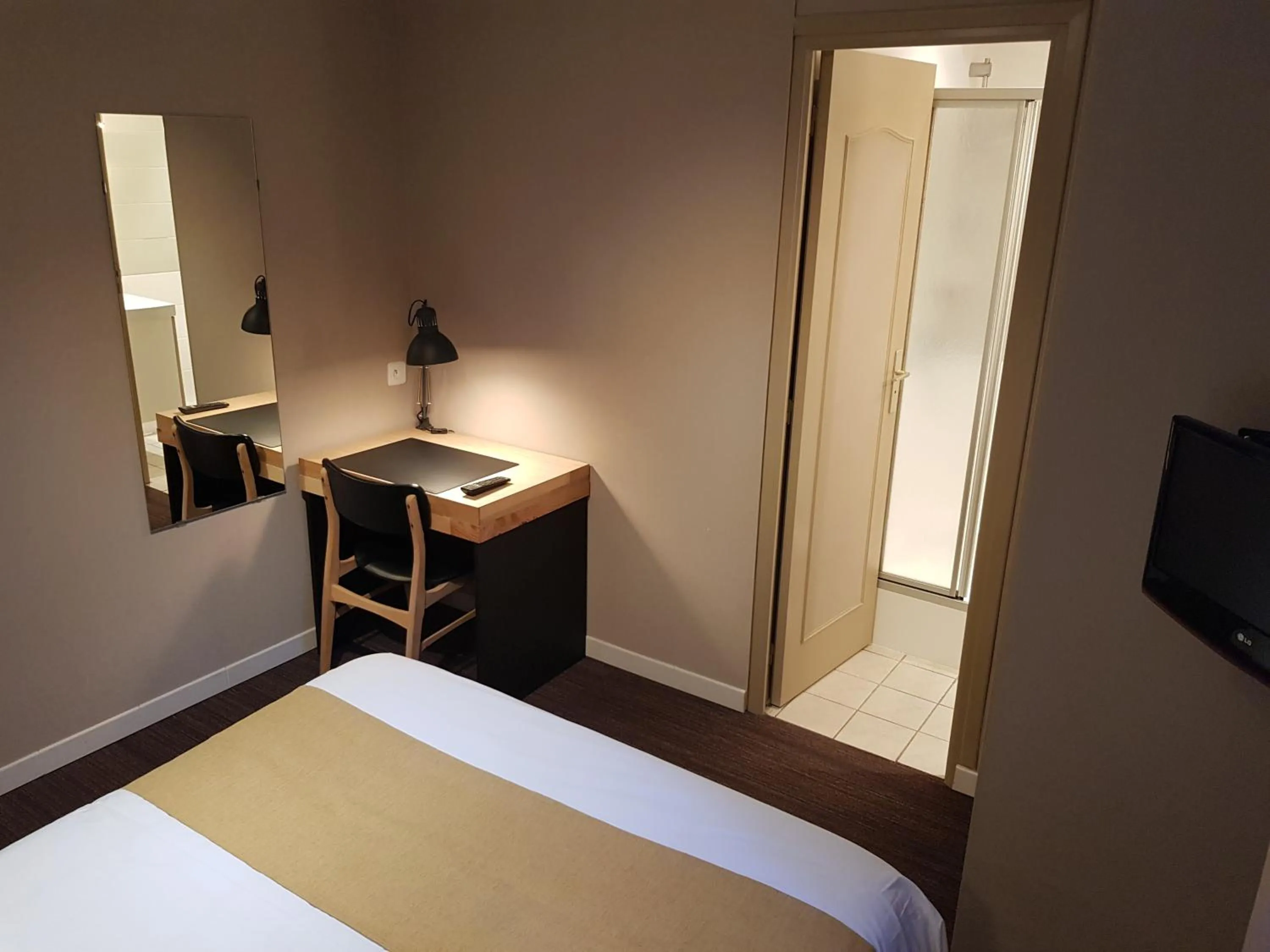 Bedroom, Bed in Résidence L'Atelier