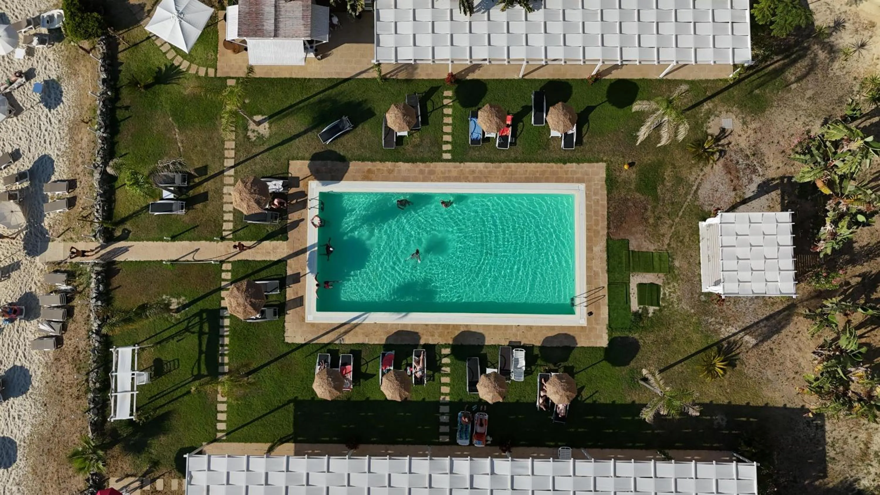 Swimming pool in Borgo di Riaci Beach Resort