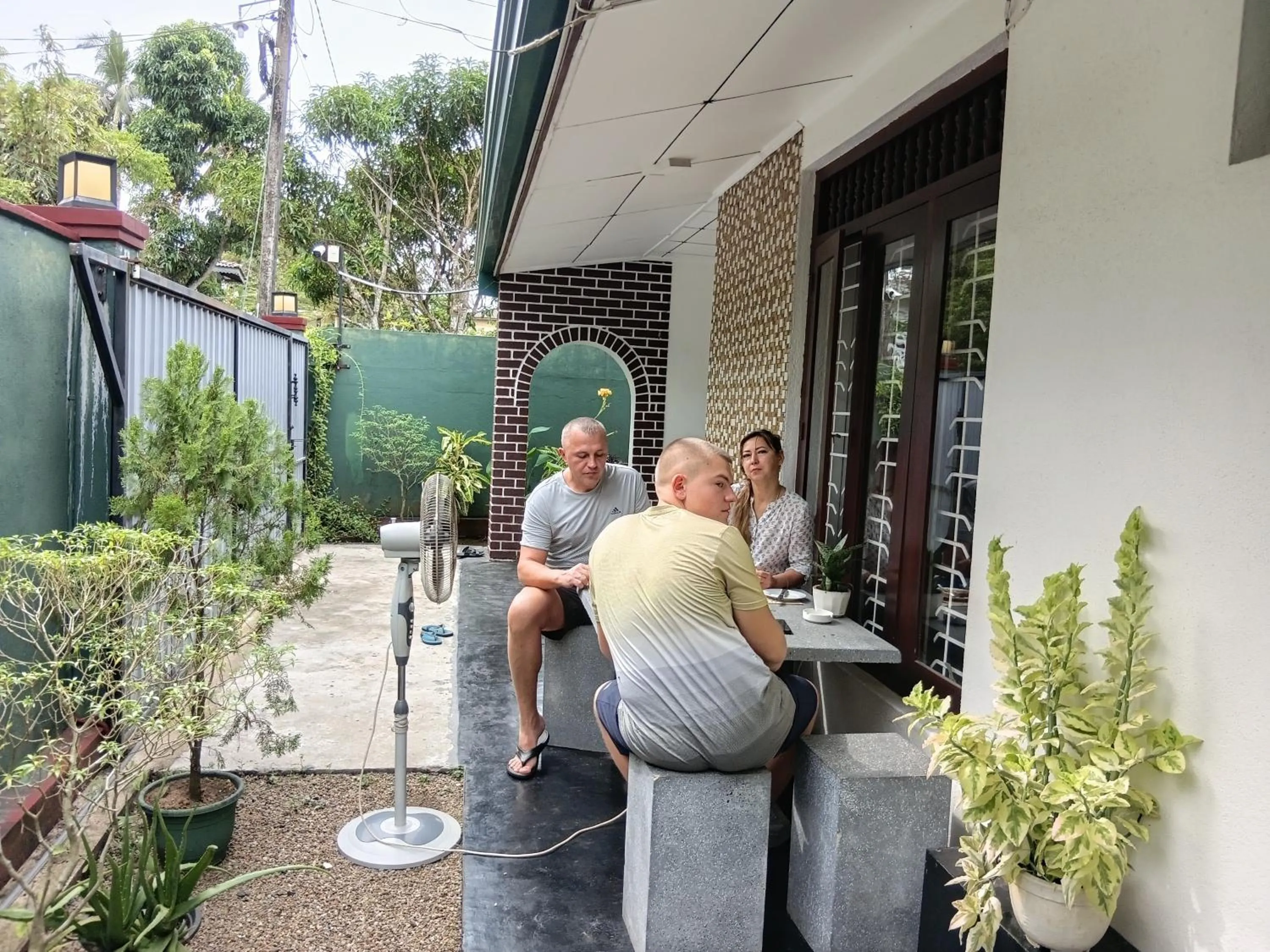 Restaurant/places to eat in Aurelle Villa