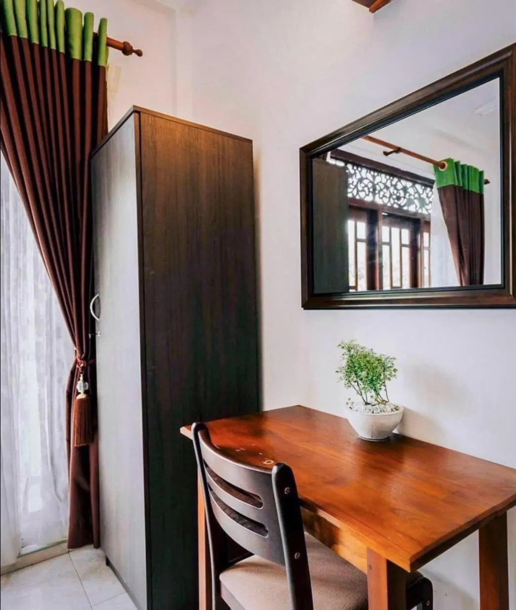 wardrobe in Aurelle Villa